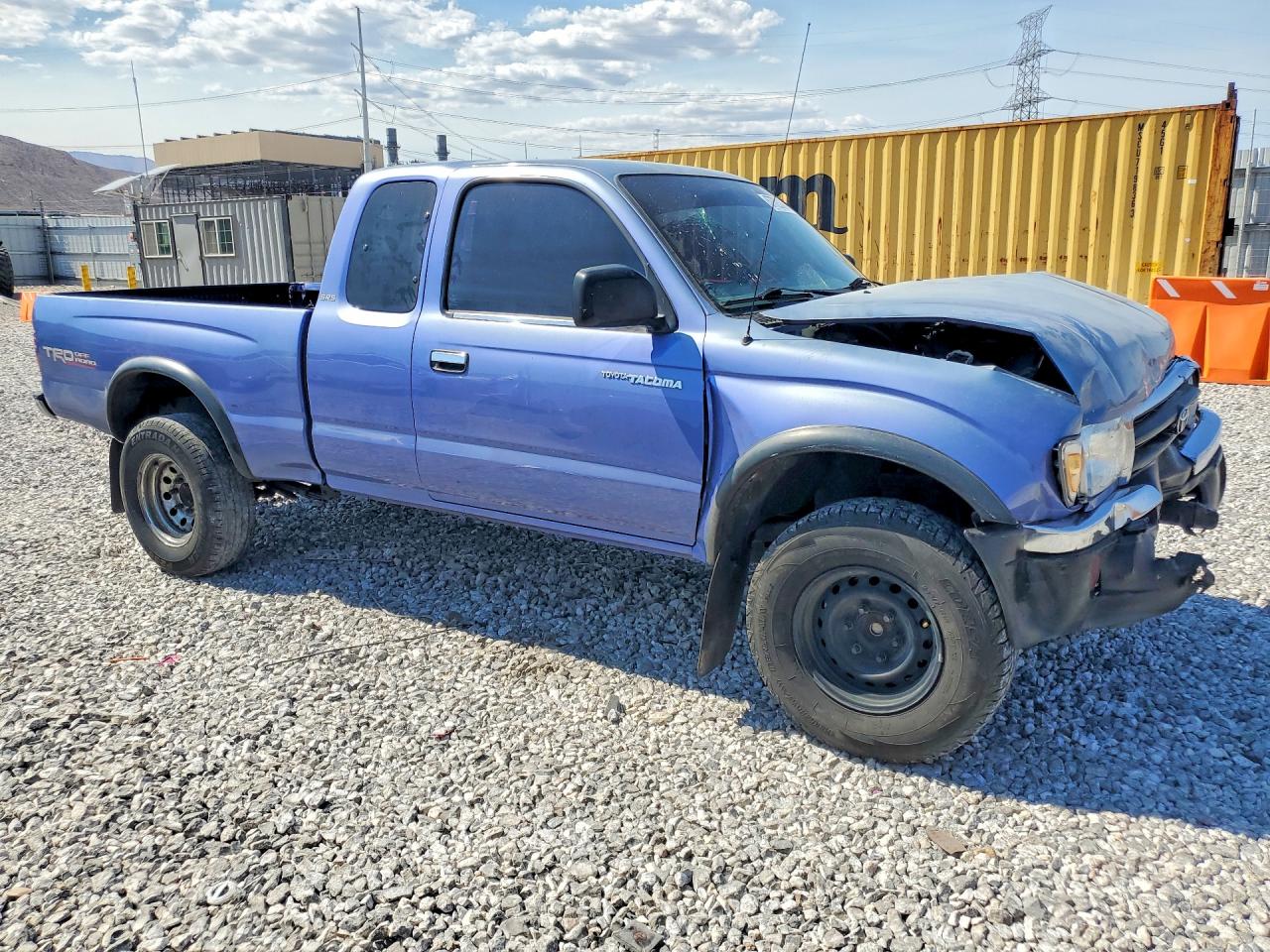 2000 Toyota Tacoma Xtracab Prerunner Blue vin: 5TESN92N7YZ709818