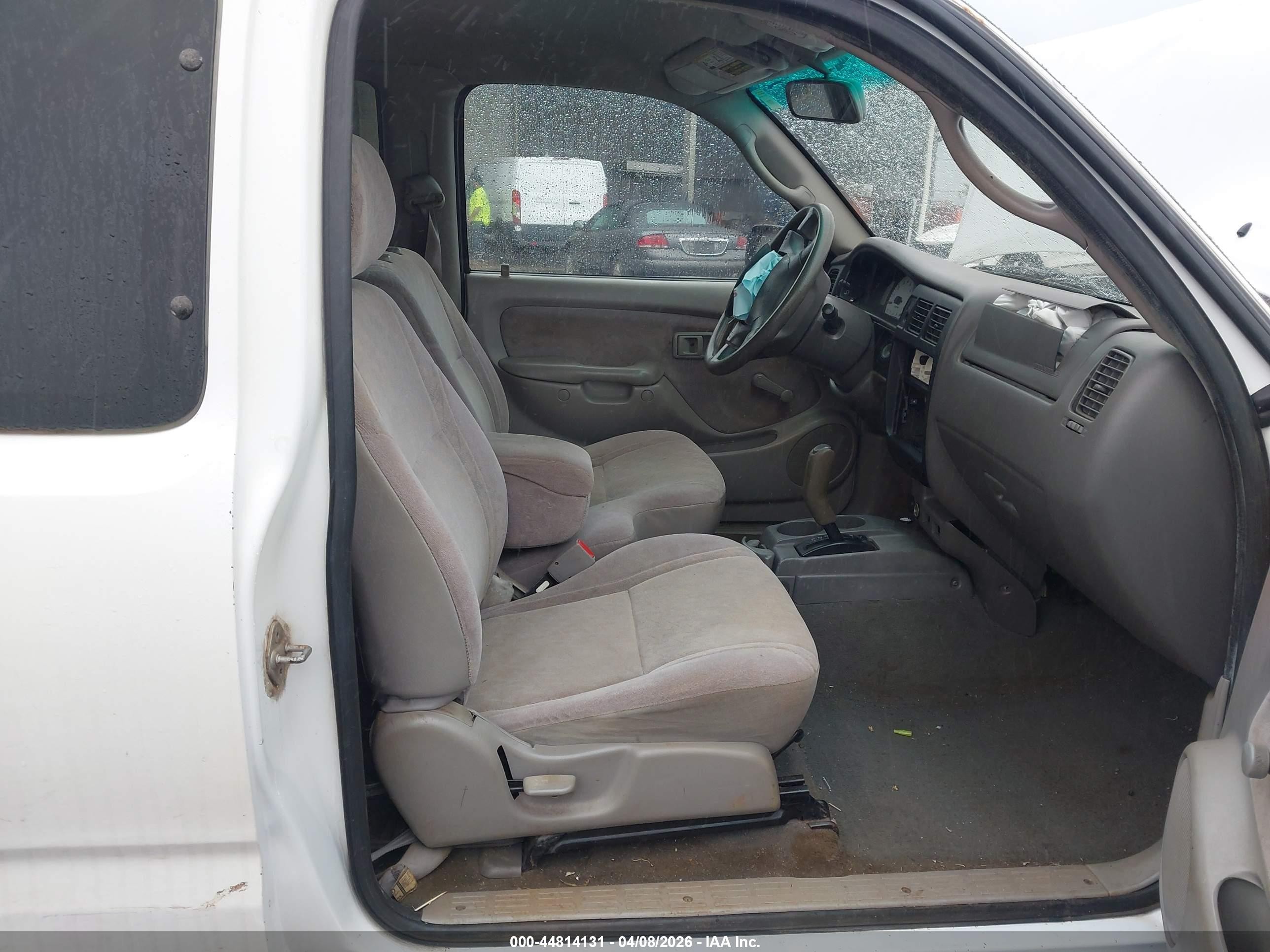 2003 Toyota Tacoma Prerunner V6 White vin: 5TESN92N83Z251375