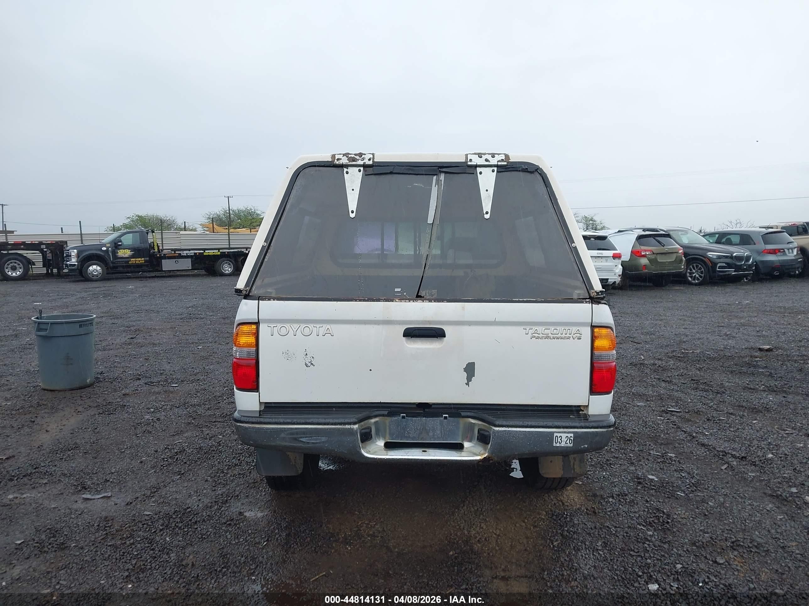 2003 Toyota Tacoma Prerunner V6 White vin: 5TESN92N83Z251375