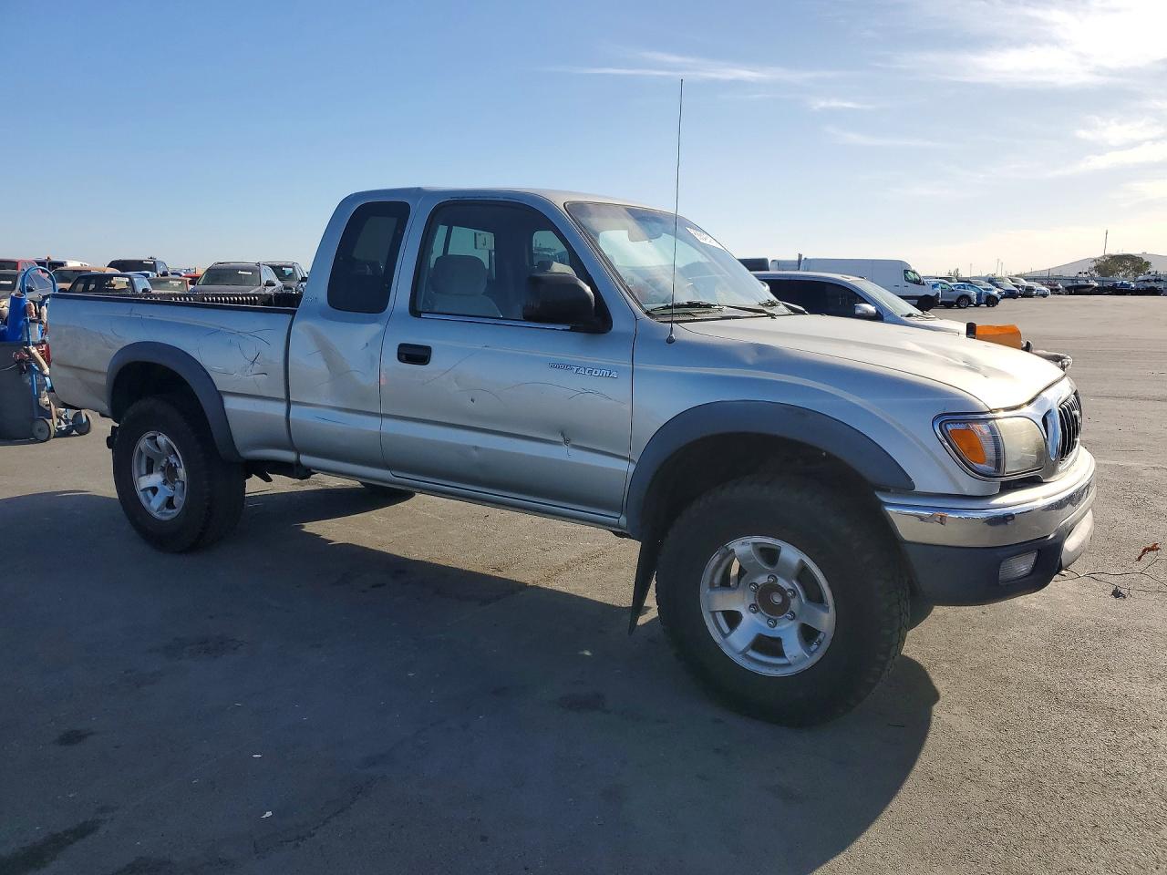 2001 Toyota Tacoma Xtracab Prerunner Silver vin: 5TESN92N91Z803706