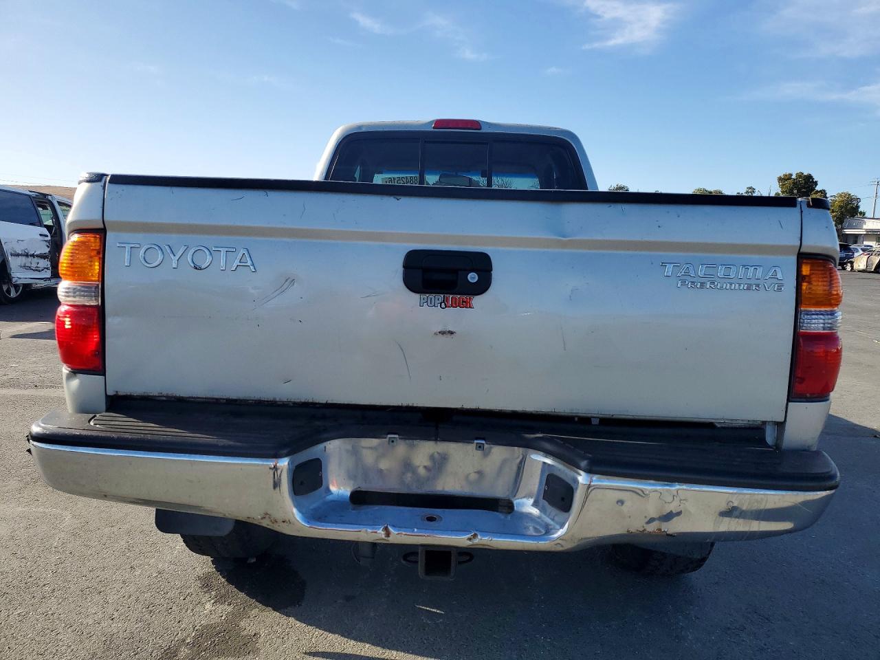 2001 Toyota Tacoma Xtracab Prerunner Silver vin: 5TESN92N91Z803706