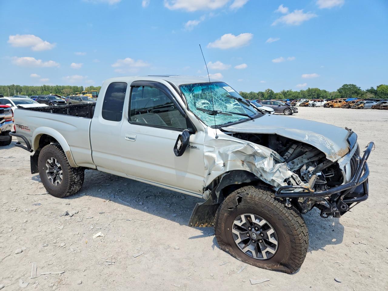 2001 Toyota Tacoma Xtracab Prerunner Silver vin: 5TESN92N91Z846331