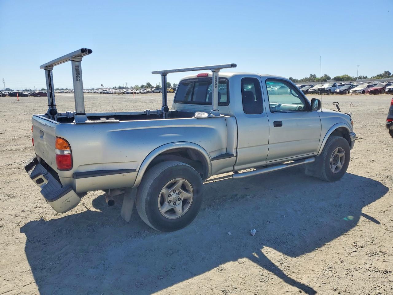 2001 Toyota Tacoma Xtracab Prerunner Silver vin: 5TESN92NX1Z804086