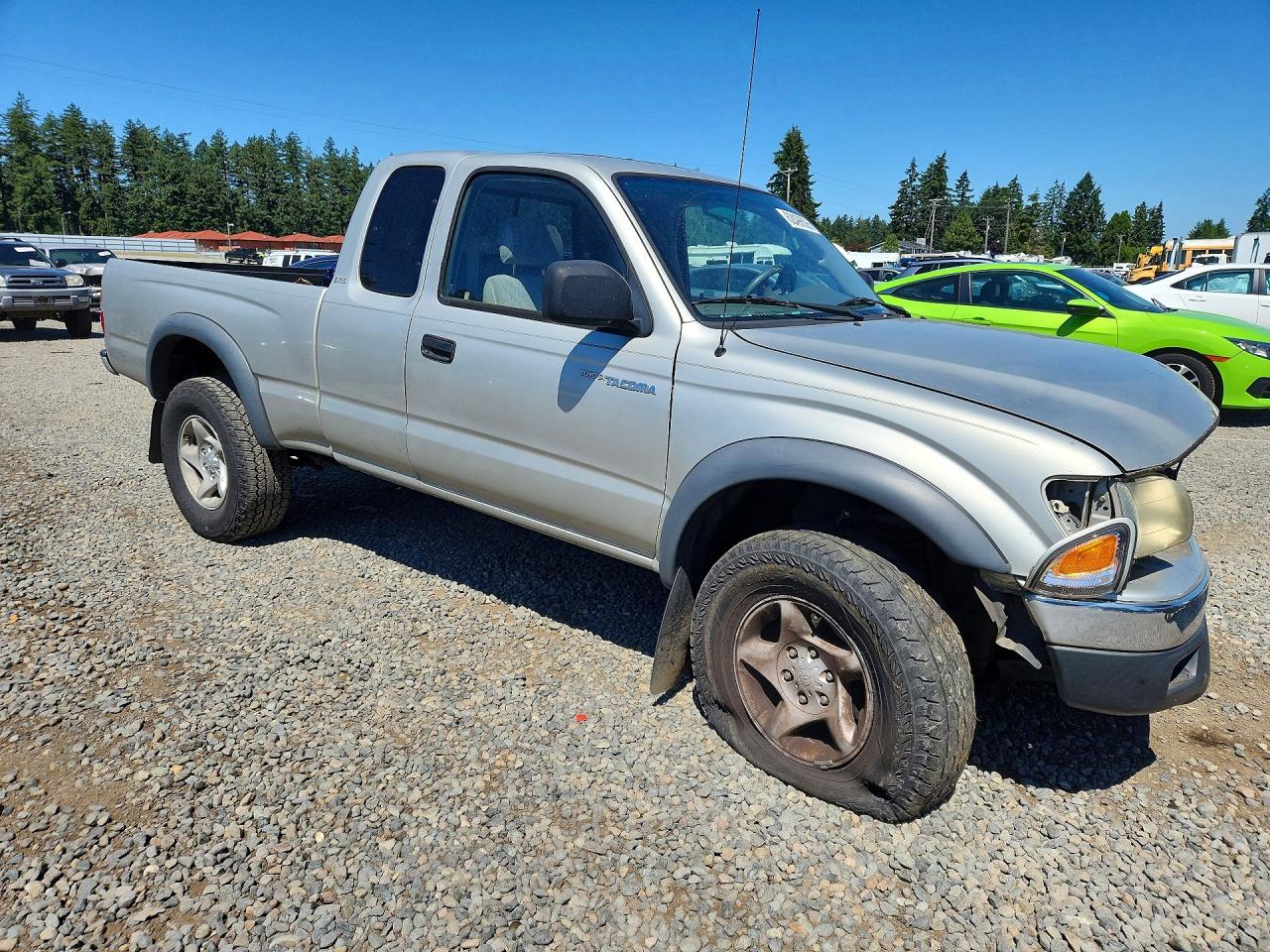 2002 Toyota Tacoma Xtracab Prerunner Silver vin: 5TESN92NX2Z117983