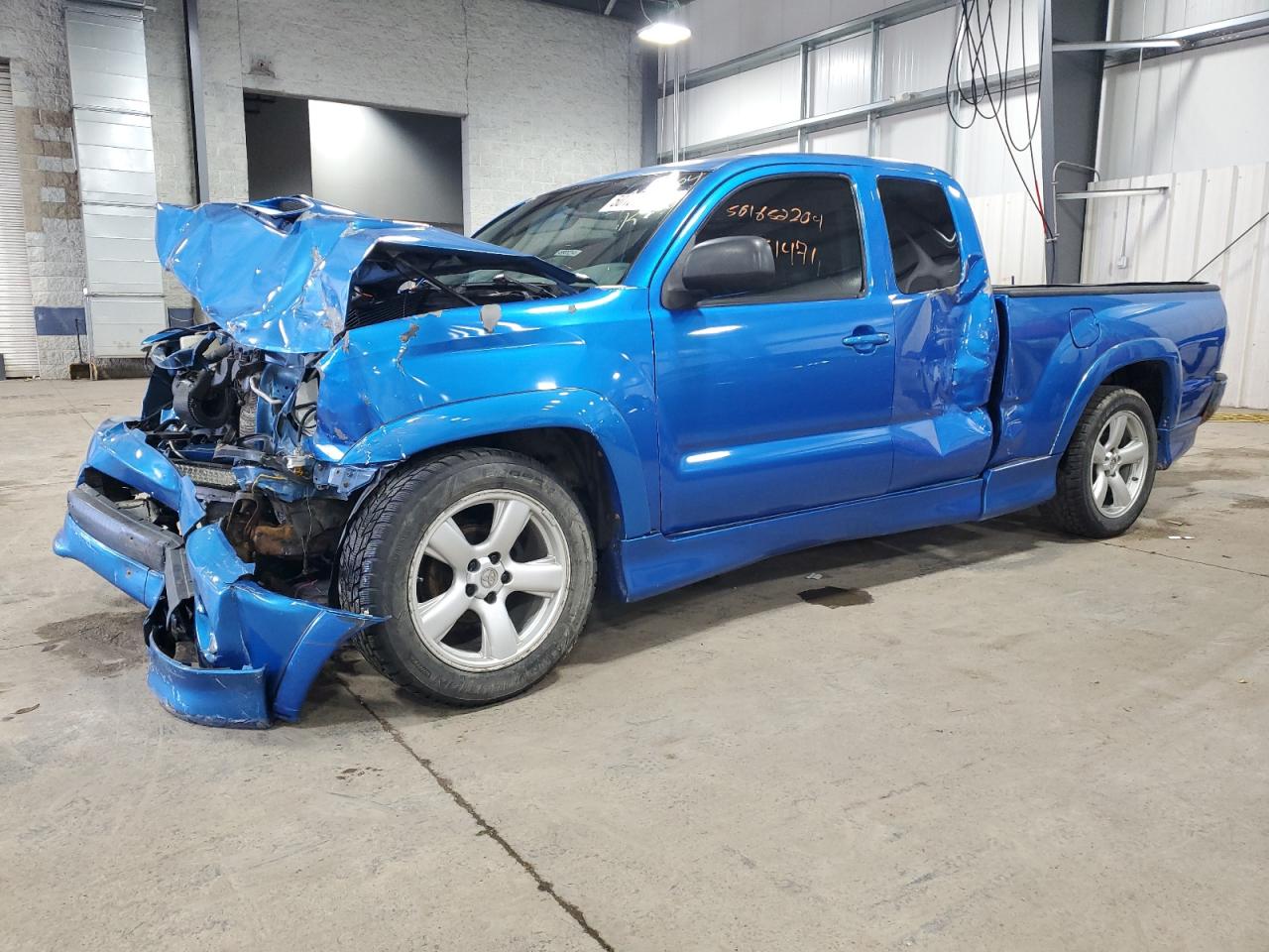 Price & History 2006 Toyota Tacoma X-runner Access Cab 4.0l 6 vin