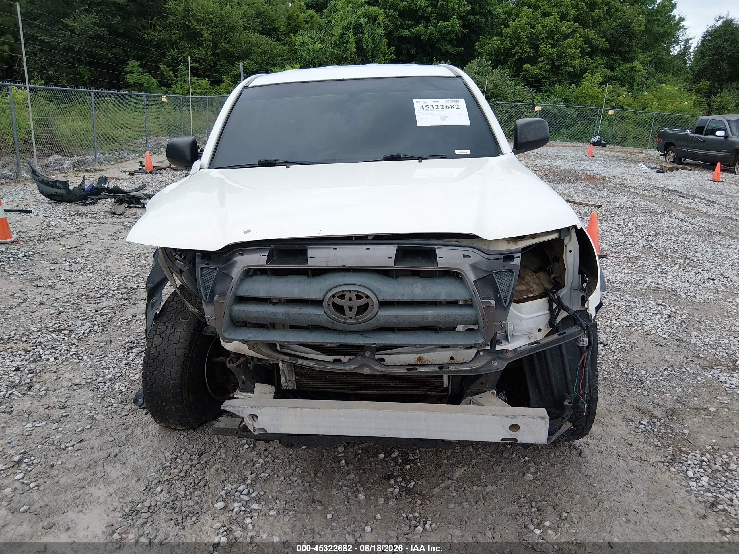2010 Toyota Tacoma Prerunner V6 White vin: 5TETU4GN2AZ716300
