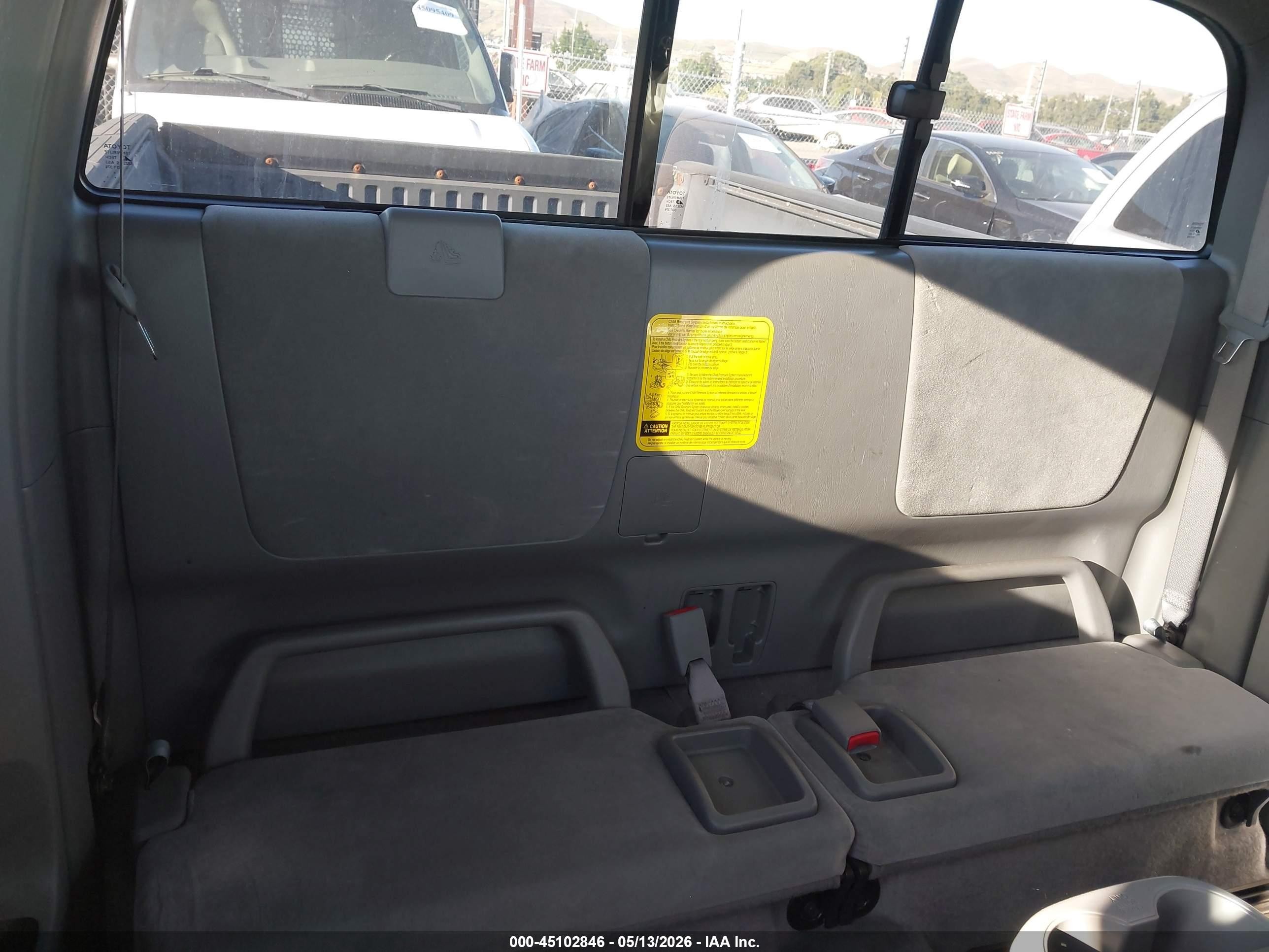 2008 Toyota Tacoma Prerunner V6 Silver vin: 5TETU62N08Z590385