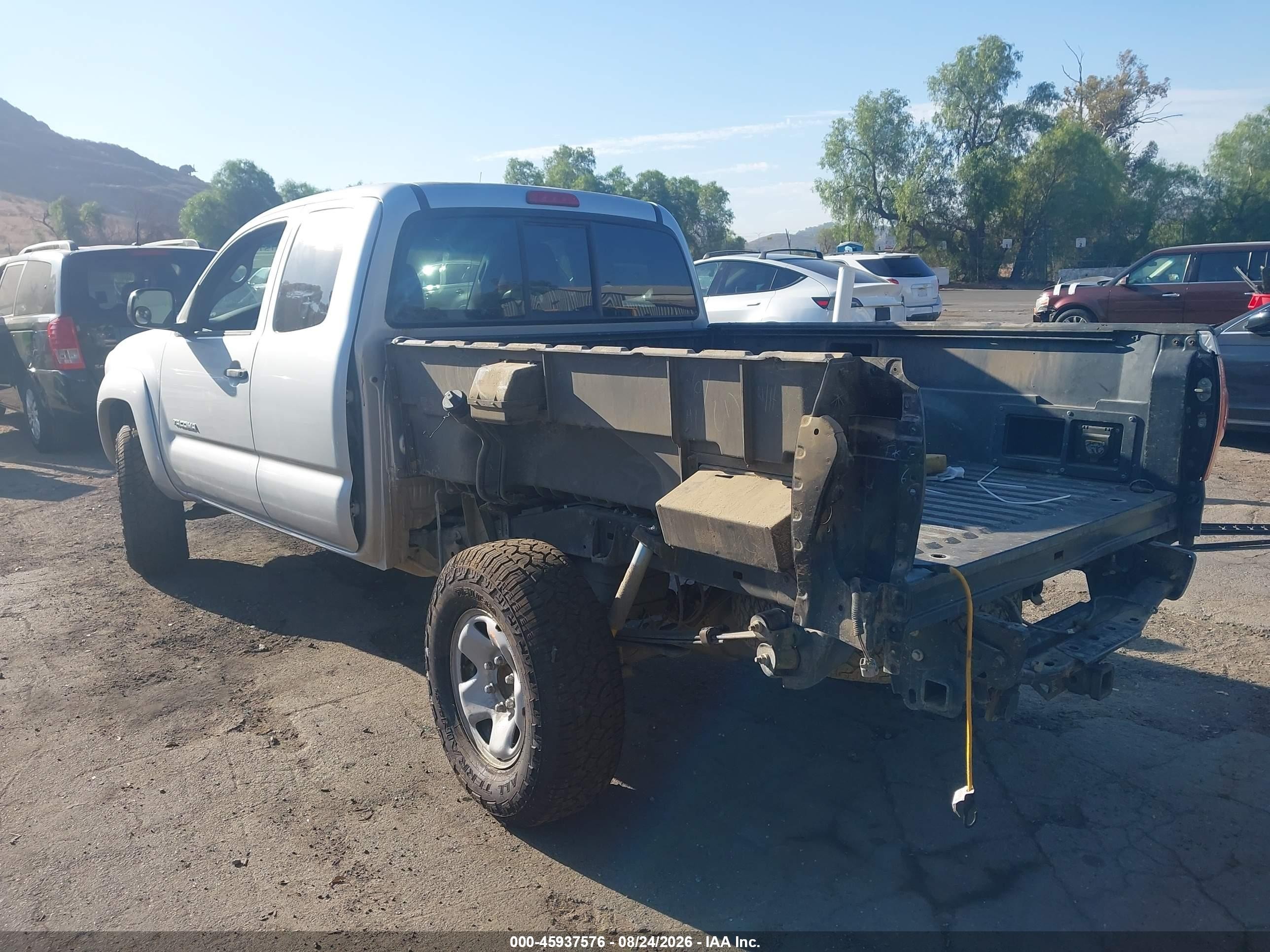 2007 Toyota Tacoma Prerunner V6 Silver vin: 5TETU62N47Z440505