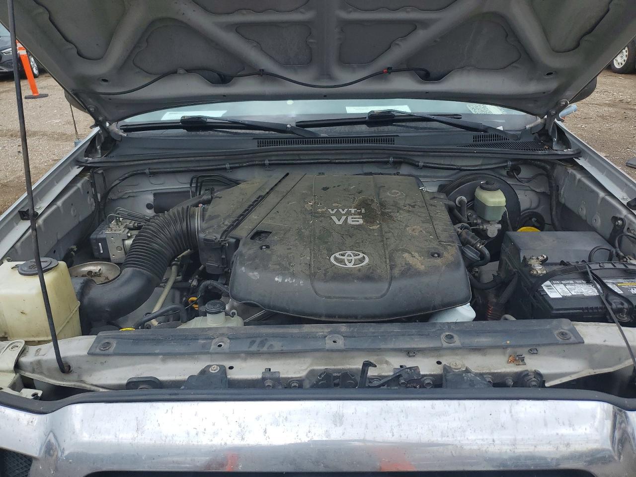 2007 Toyota Tacoma Prerunner Access Cab Silver vin: 5TETU62N47Z456235