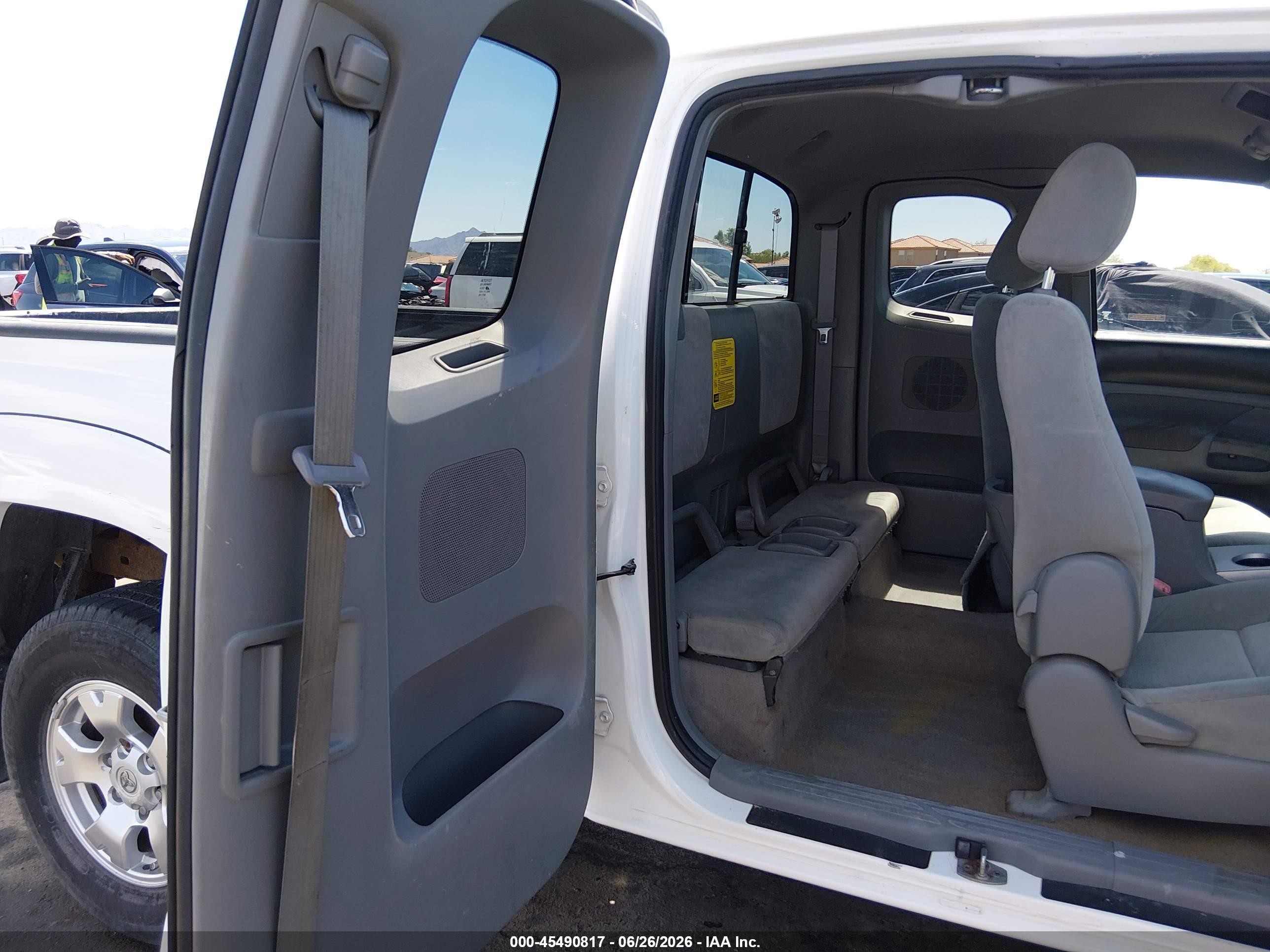 2007 Toyota Tacoma Prerunner V6 Белый vin: 5TETU62N97Z366398