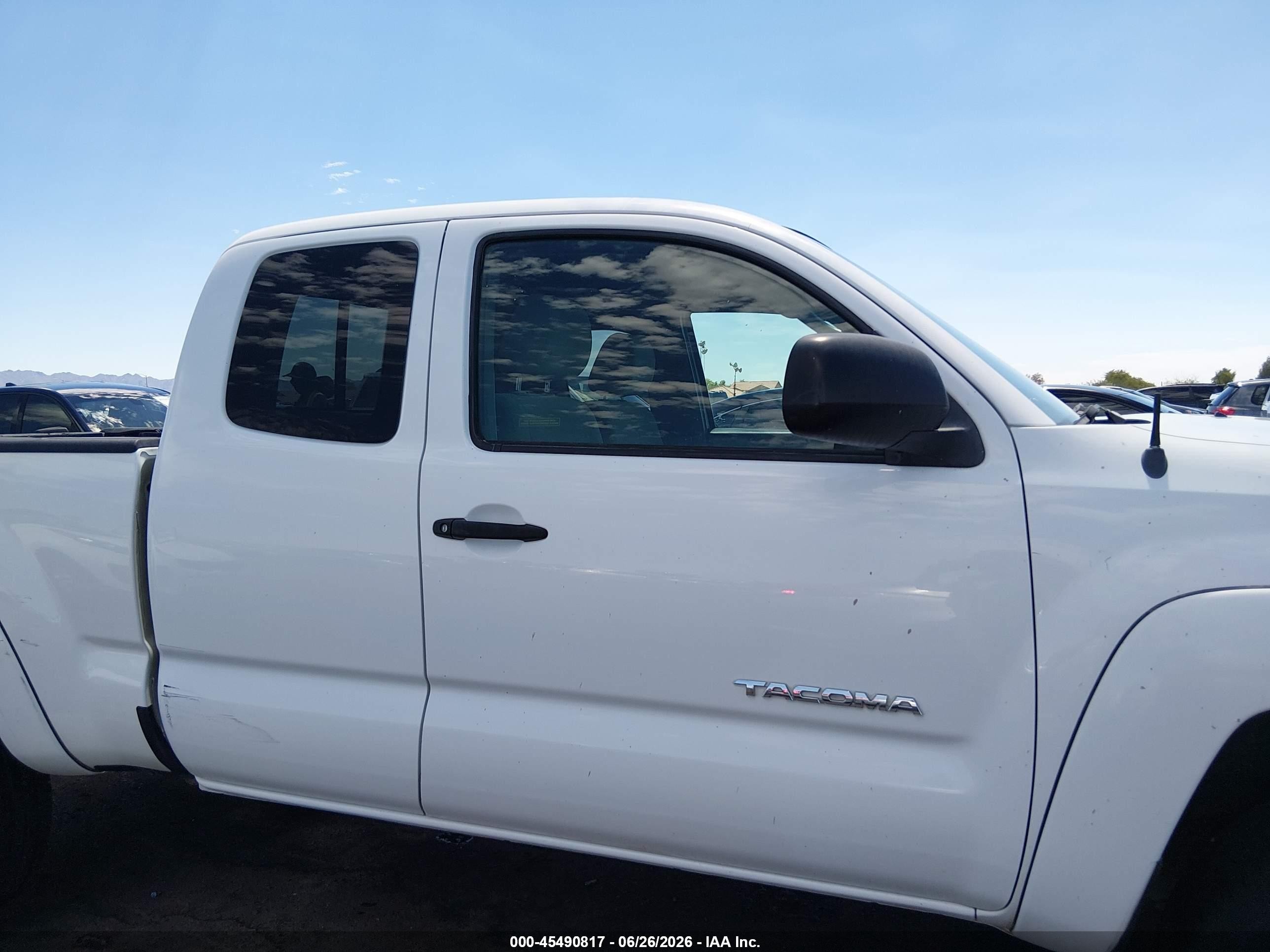 2007 Toyota Tacoma Prerunner V6 Белый vin: 5TETU62N97Z366398