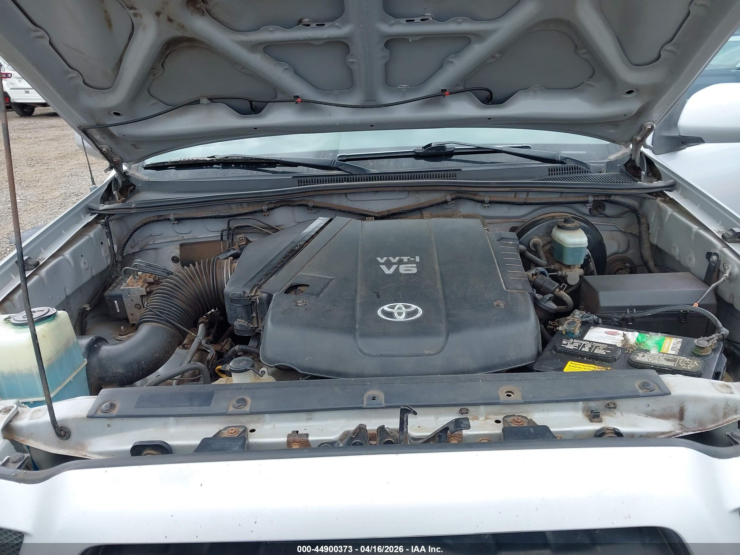2007 Toyota Tacoma Prerunner V6 Серебряный vin: 5TETU62NX7Z432005