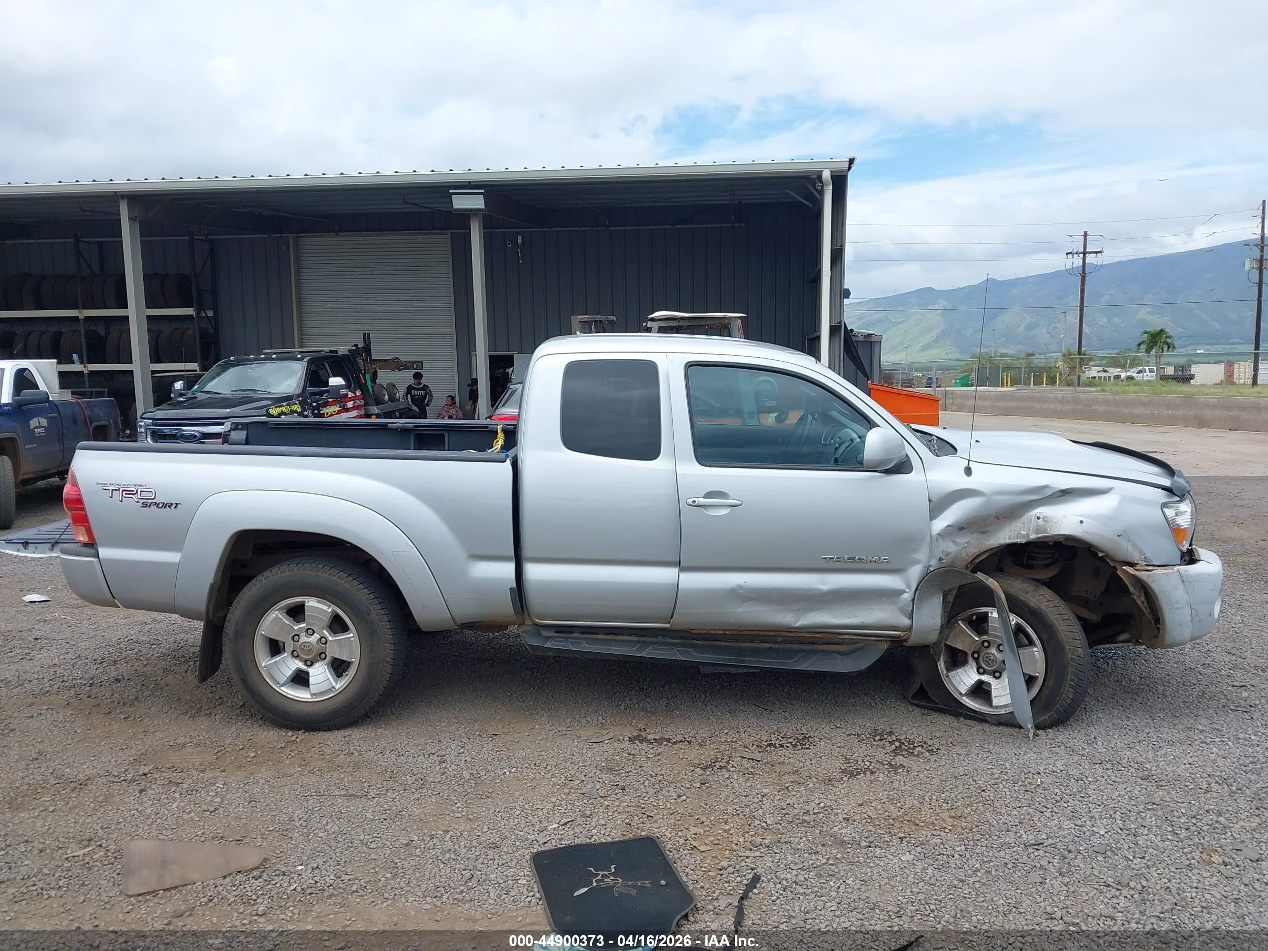 2007 Toyota Tacoma Prerunner V6 Серебряный vin: 5TETU62NX7Z432005