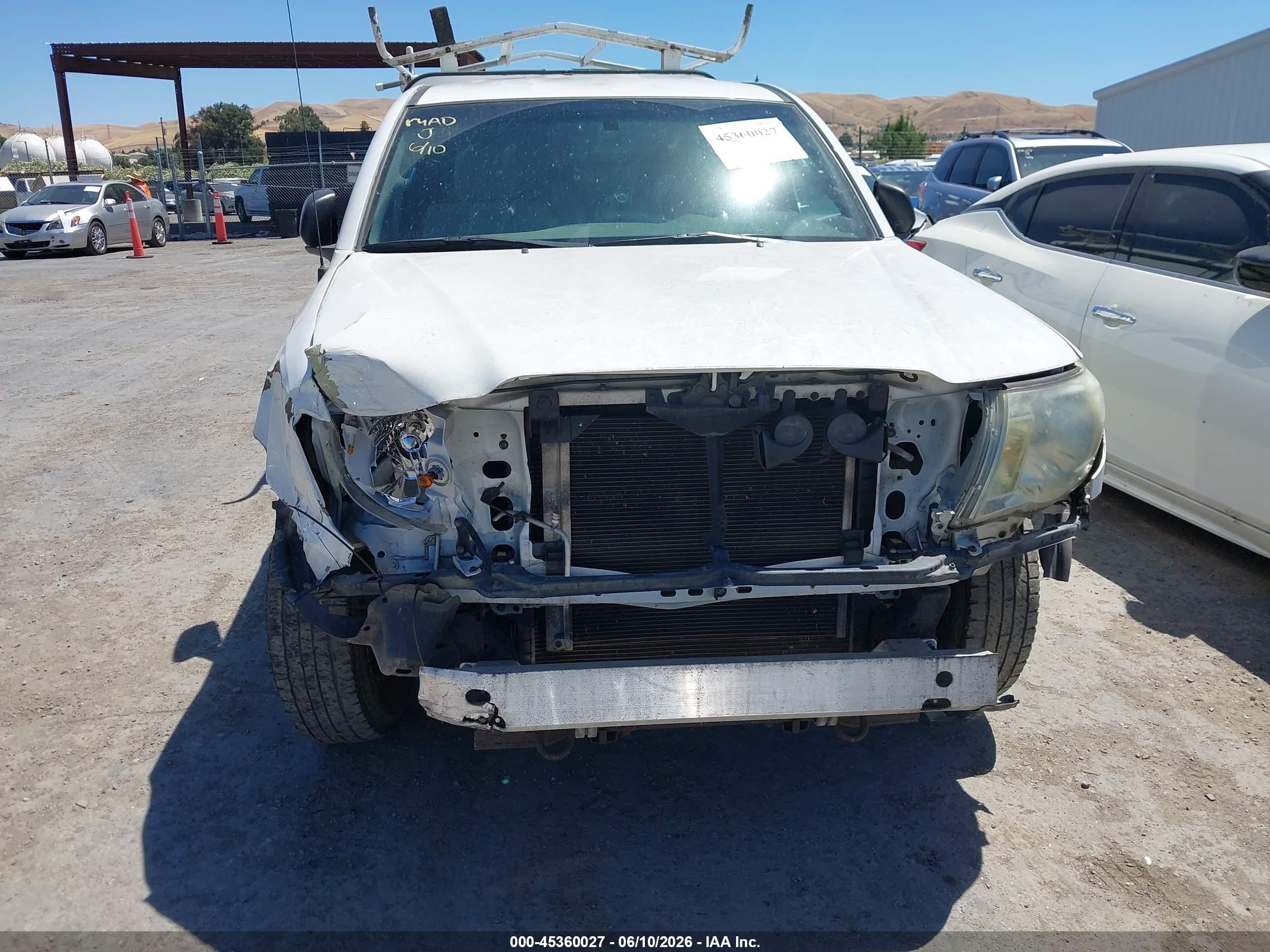 2007 Toyota Tacoma   White vin: 5TETX22N07Z439495