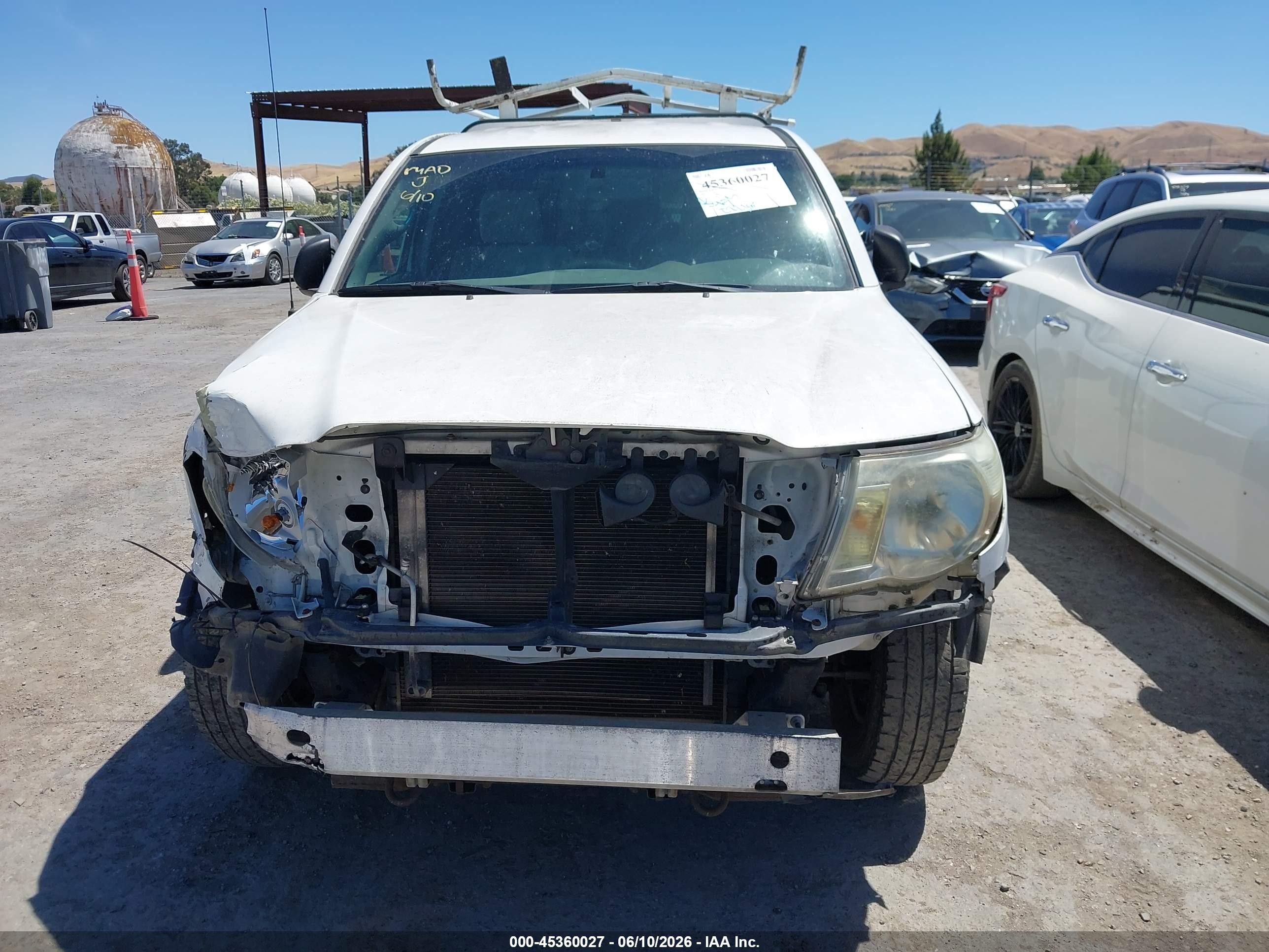 2007 Toyota Tacoma   White vin: 5TETX22N07Z439495