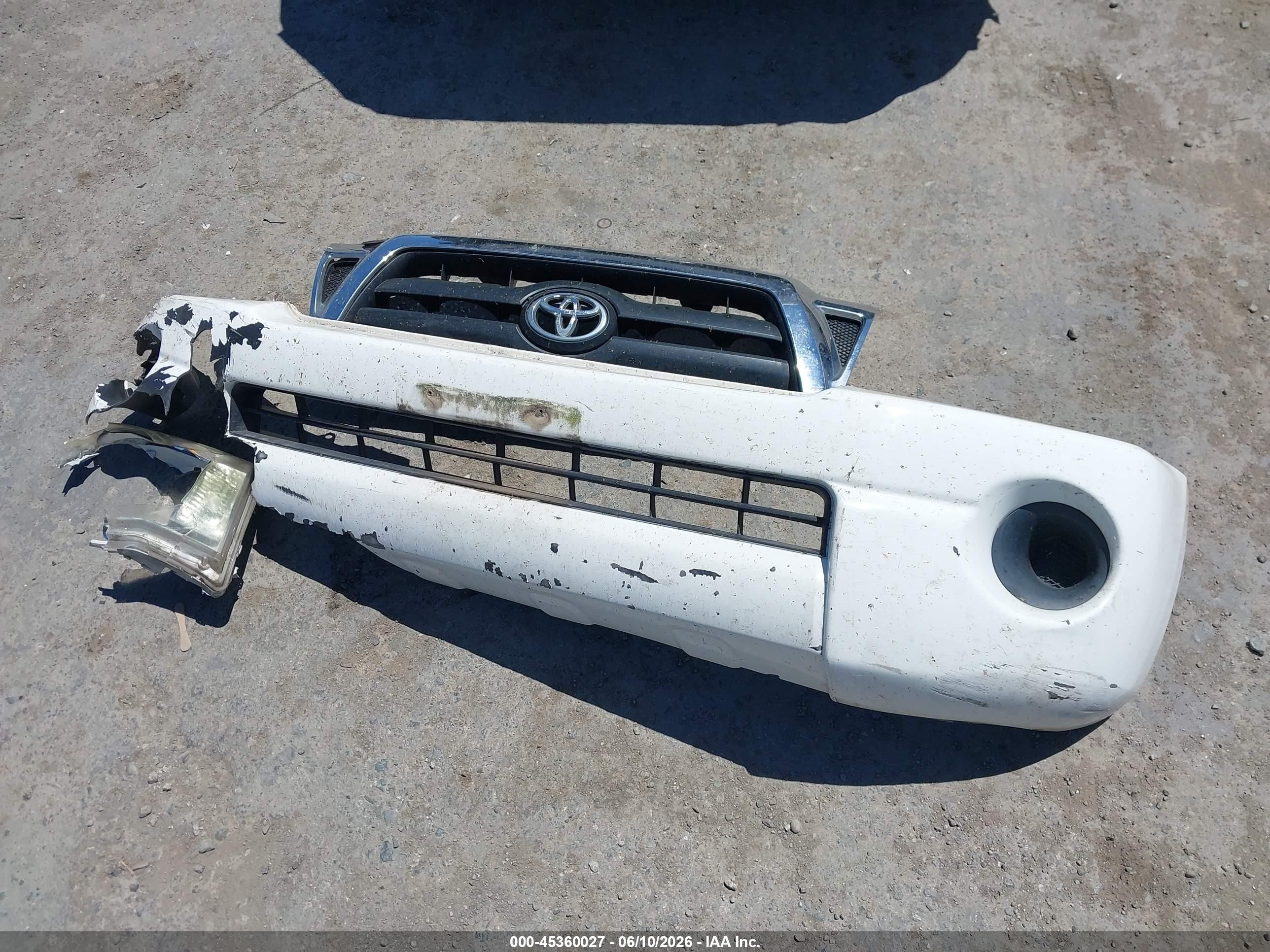 2007 Toyota Tacoma   White vin: 5TETX22N07Z439495