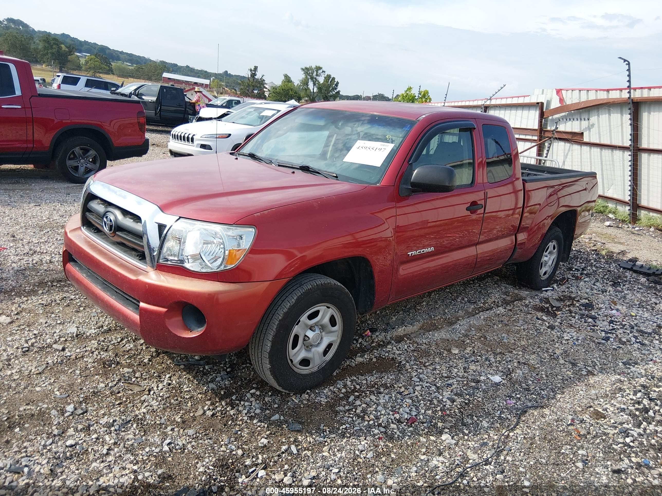 2008 Toyota Tacoma   Red vin: 5TETX22N08Z517033