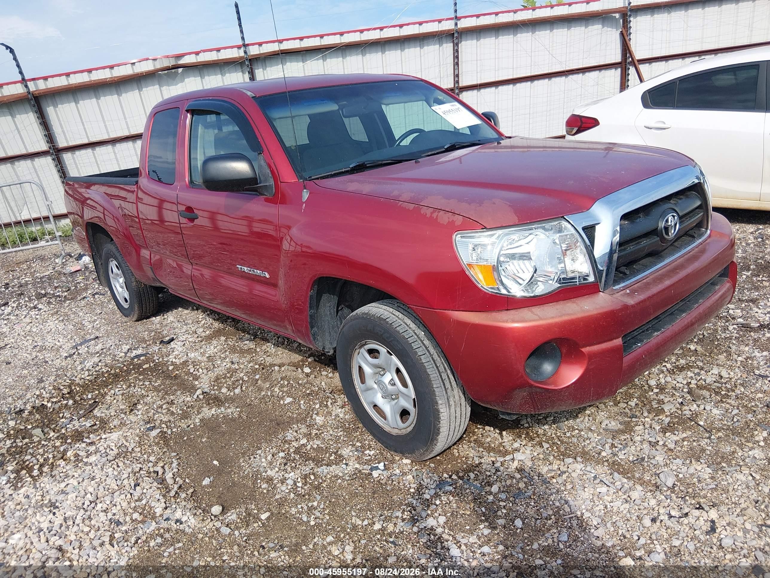 2008 Toyota Tacoma   Red vin: 5TETX22N08Z517033