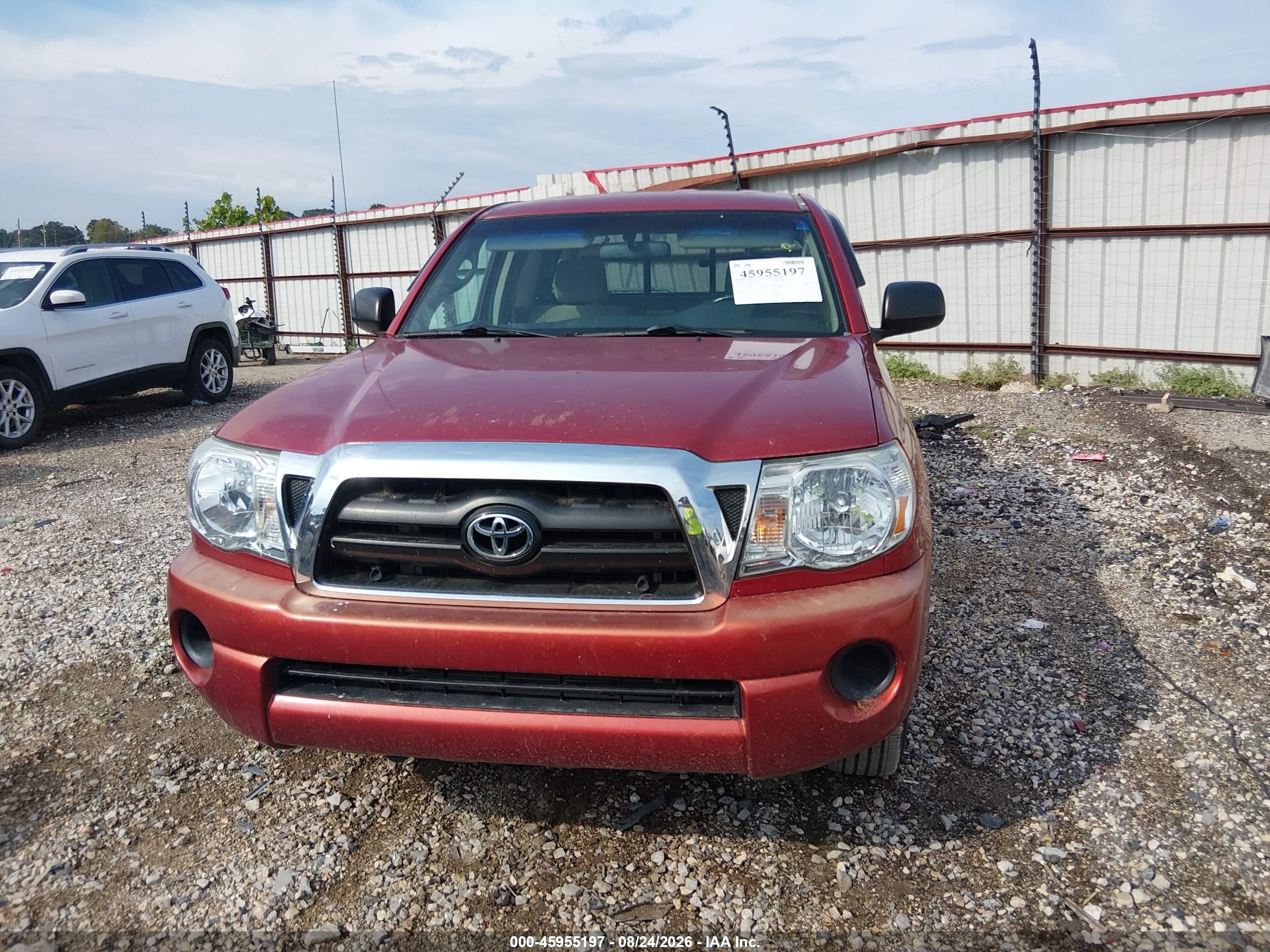 2008 Toyota Tacoma   Red vin: 5TETX22N08Z517033