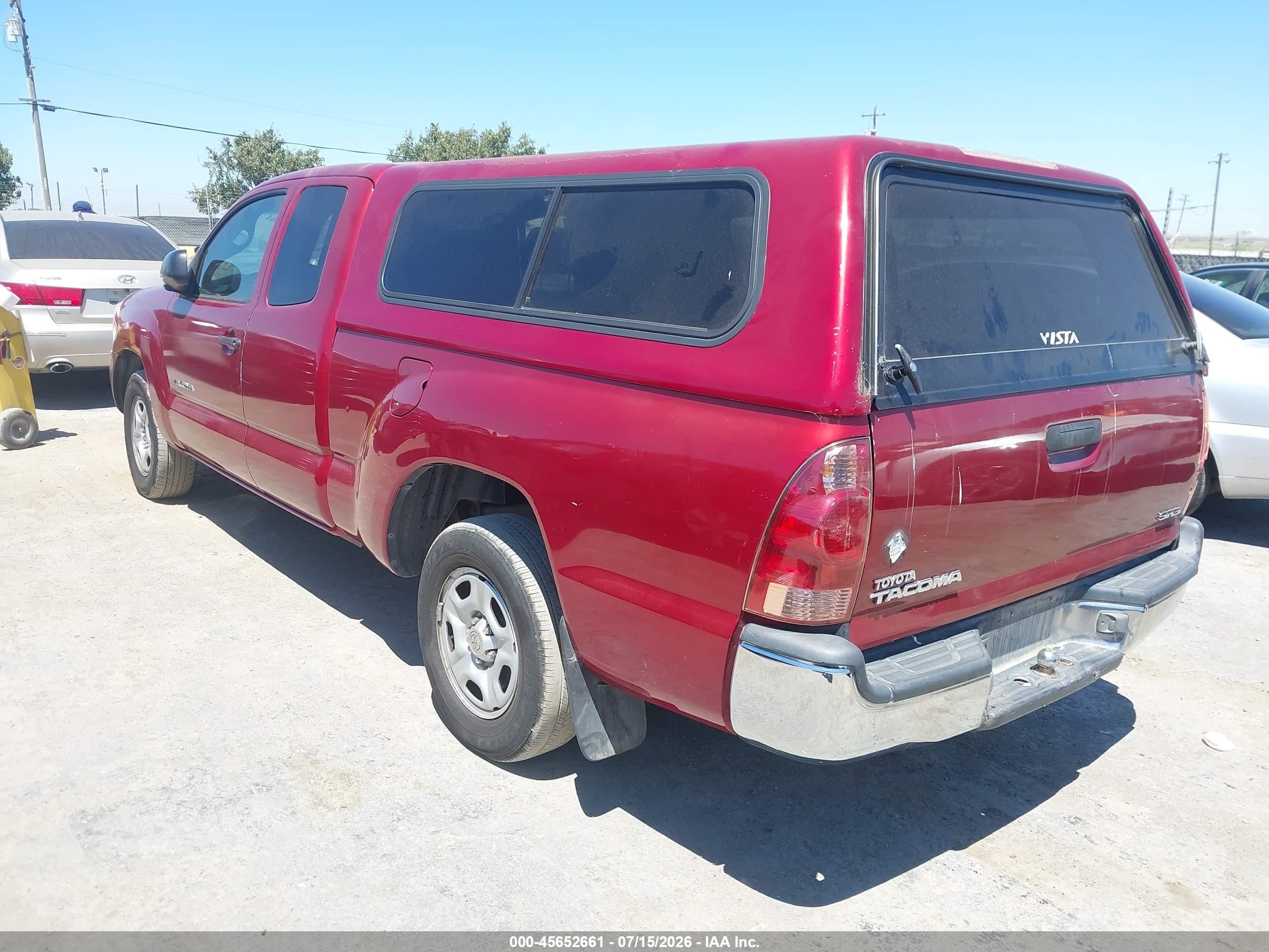 2005 Toyota Tacoma   Red vin: 5TETX22N15Z033206