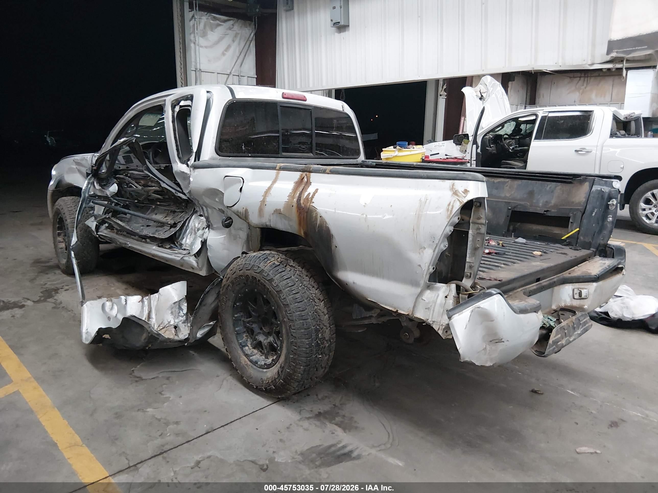 2005 Toyota Tacoma   Gray vin: 5TETX22N25Z097514