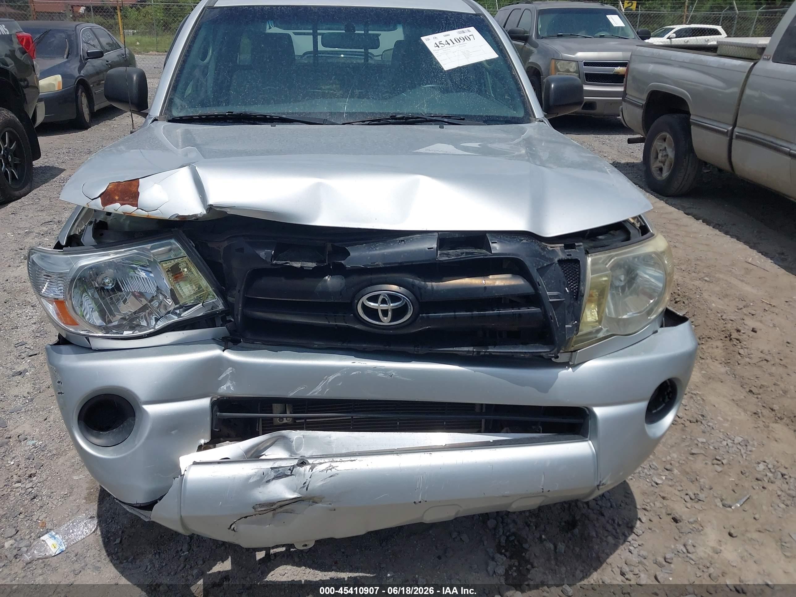 2007 Toyota Tacoma   Silver vin: 5TETX22N27Z337356