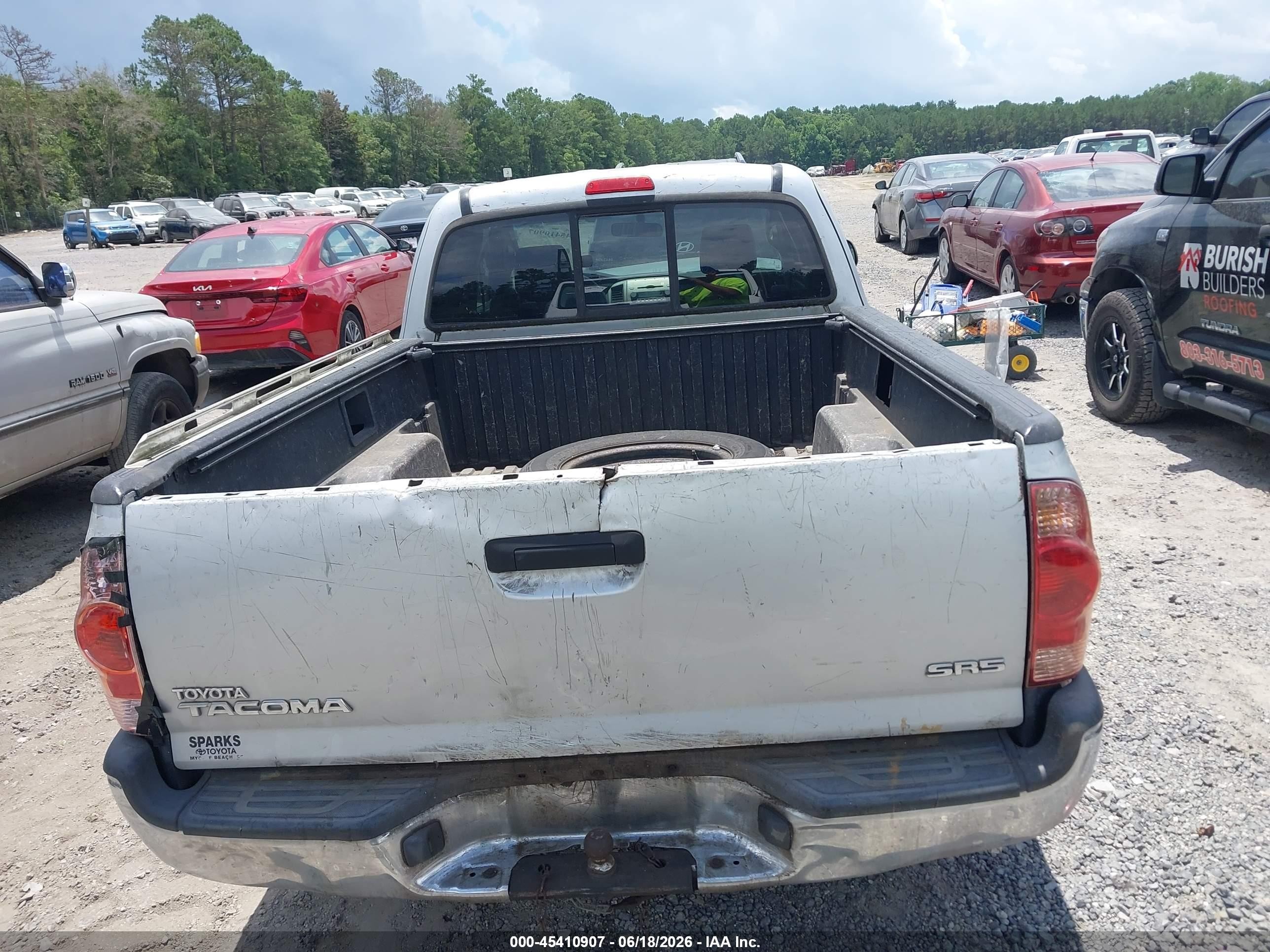 2007 Toyota Tacoma   Silver vin: 5TETX22N27Z337356