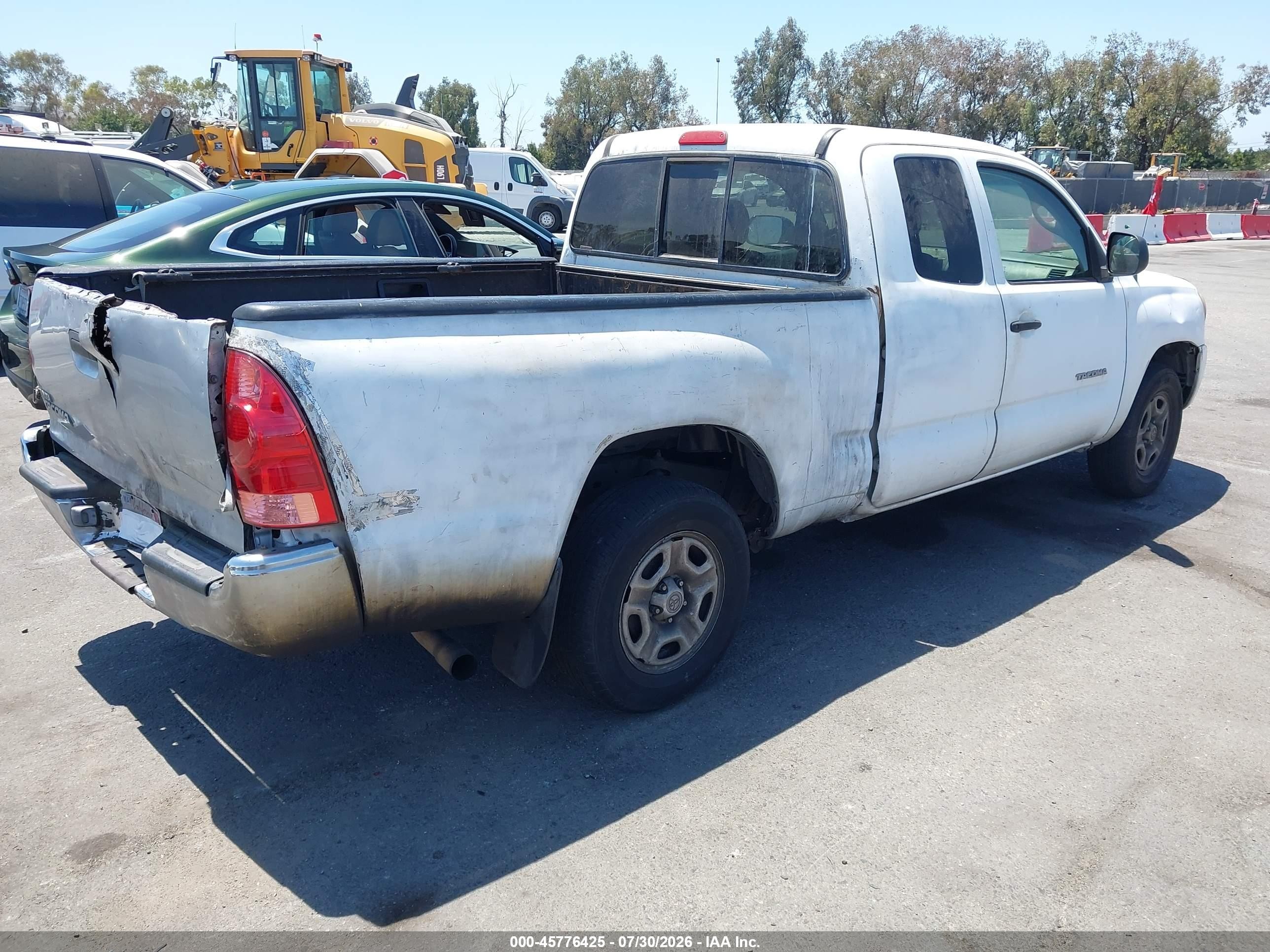 2005 Toyota Tacoma   White vin: 5TETX22N35Z094198