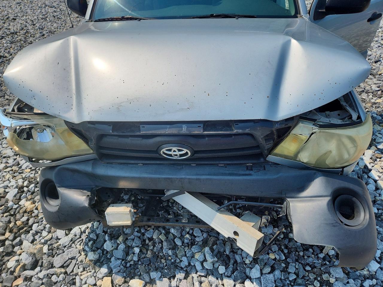 2007 Toyota Tacoma Base Silver vin: 5TETX22N47Z404748