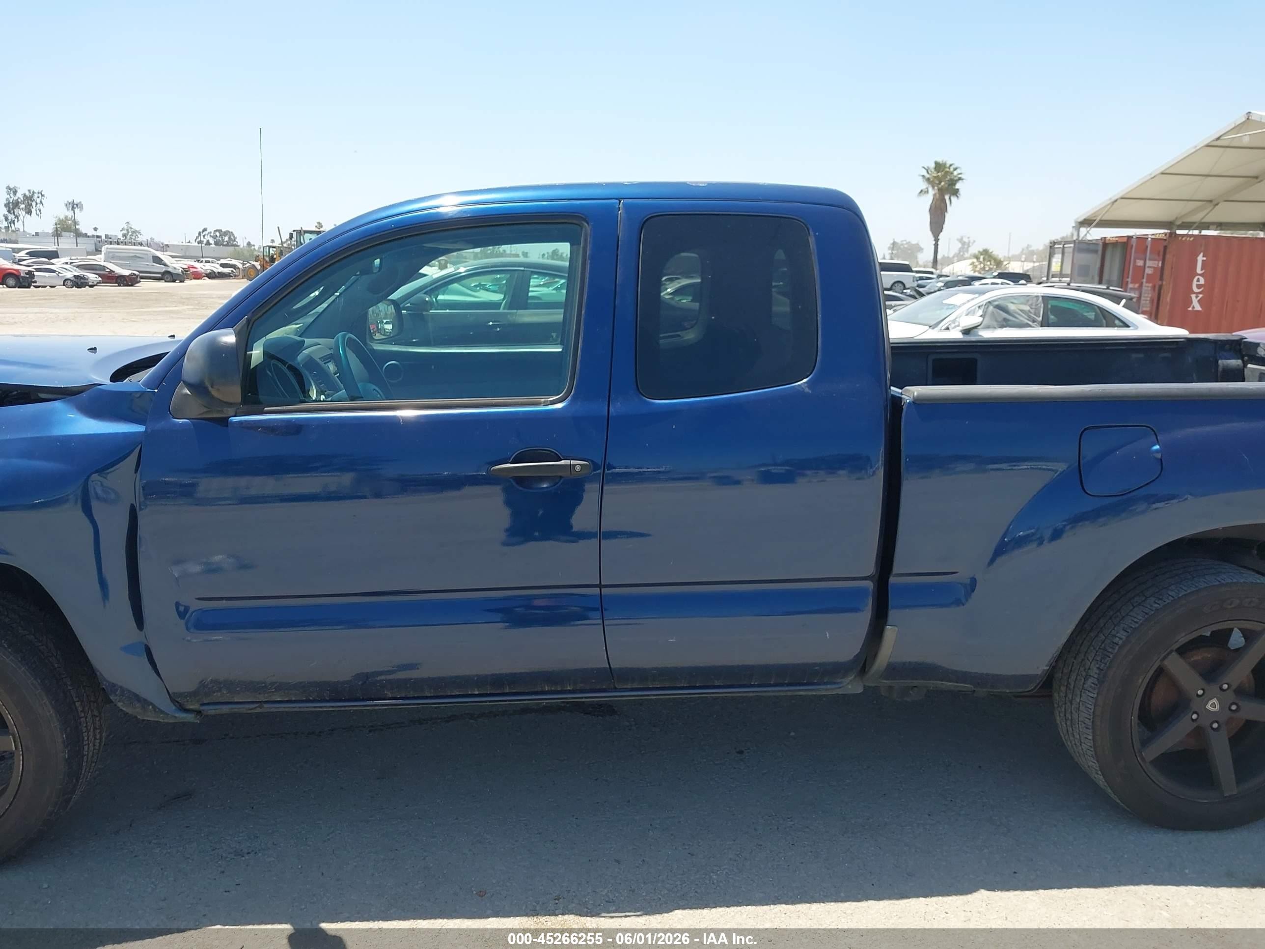 2008 Toyota Tacoma Синий vin: 5TETX22N58Z485745