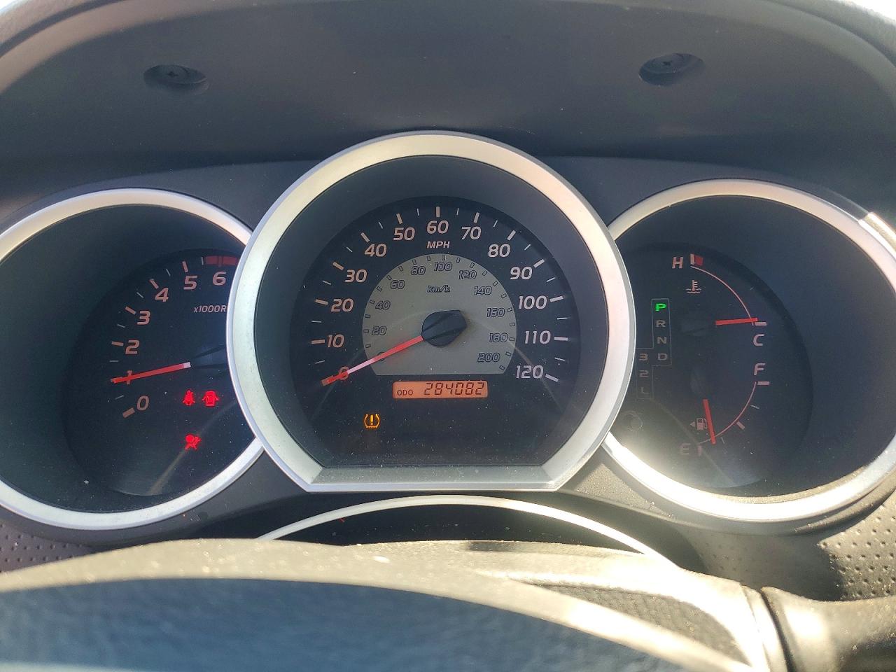 2006 Toyota Tacoma Base Black vin: 5TETX22N66Z267701