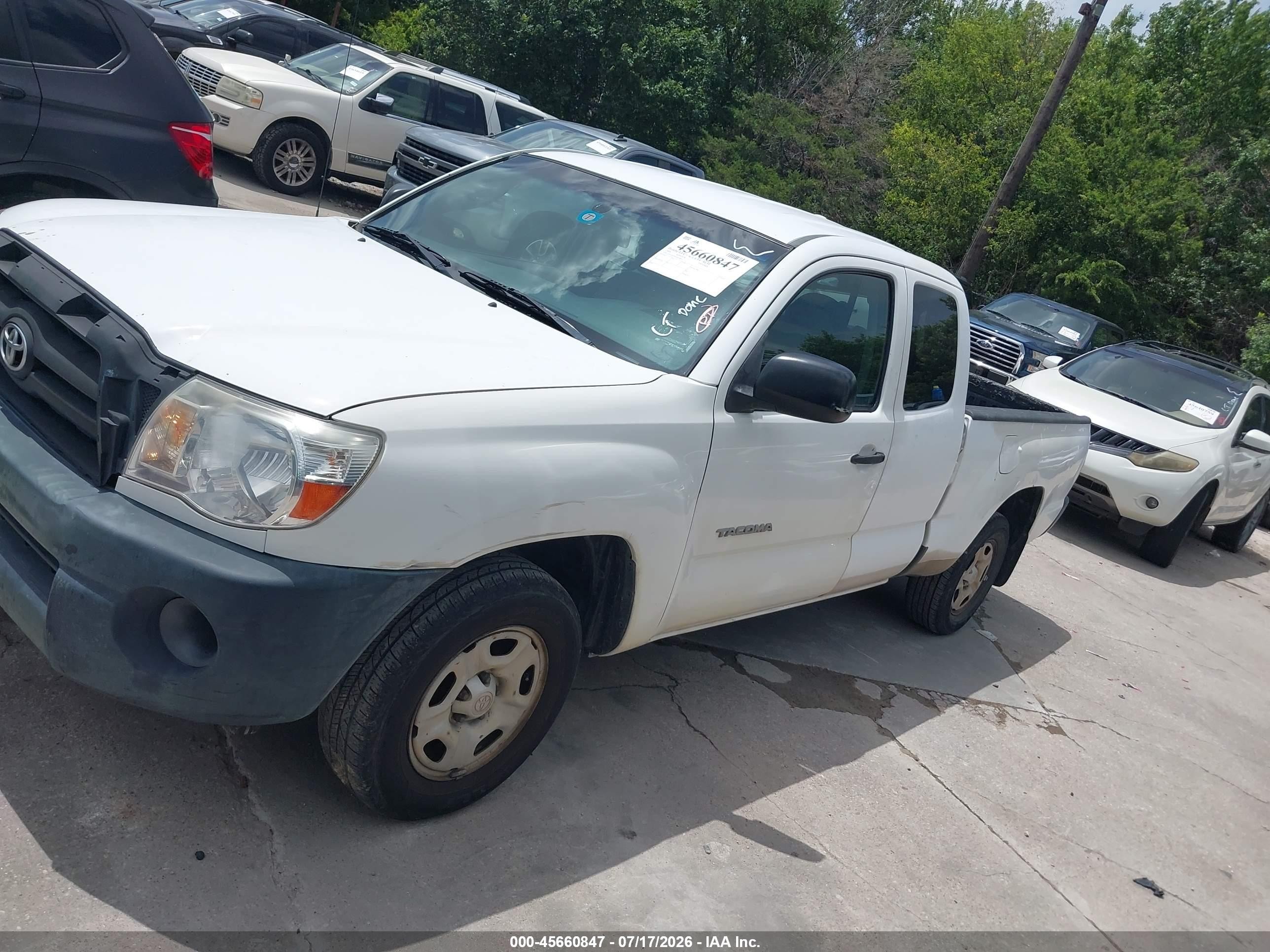 2009 Toyota Tacoma   White vin: 5TETX22N69Z638022