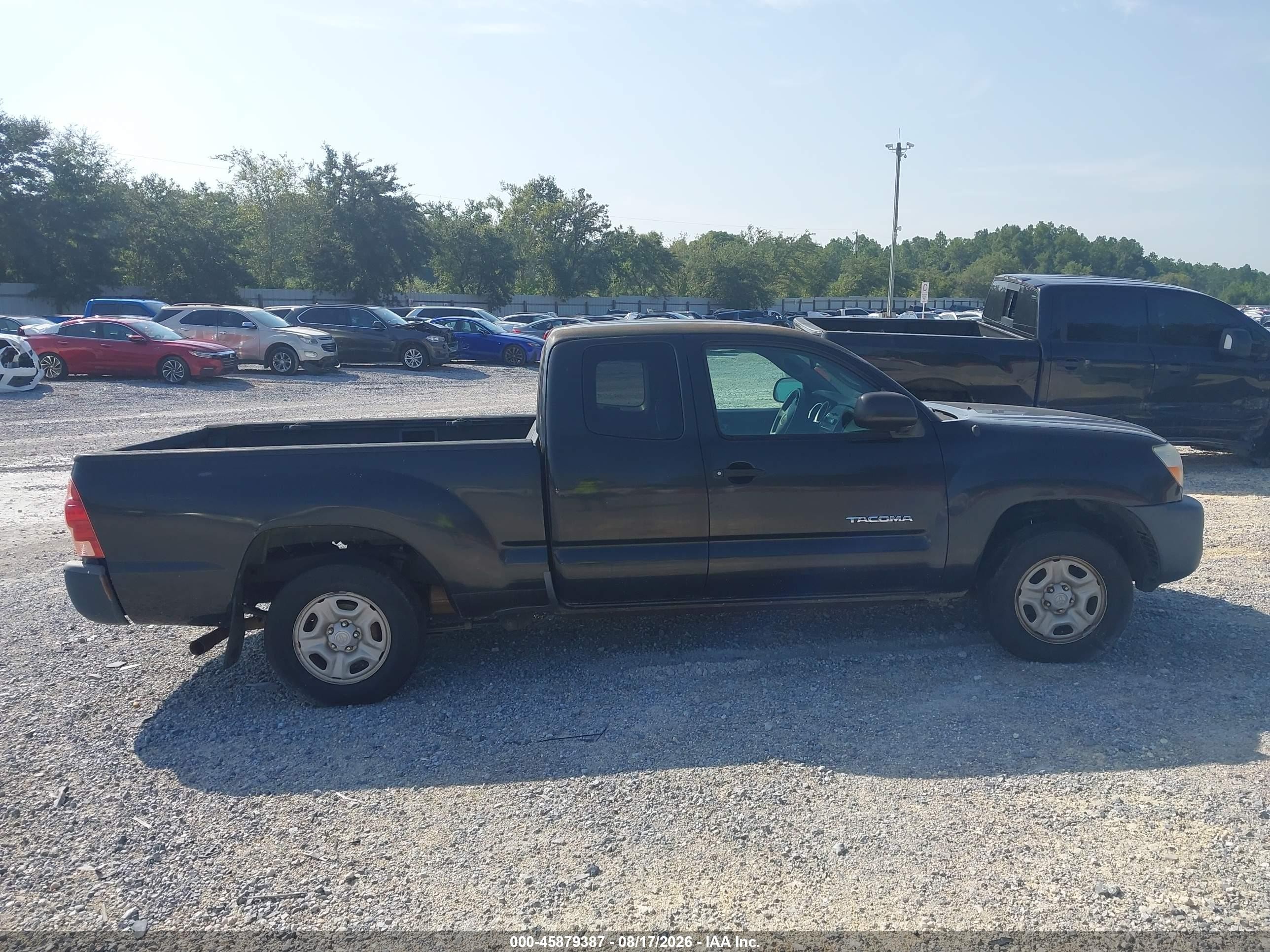 2007 Toyota Tacoma   Black vin: 5TETX22N77Z466032