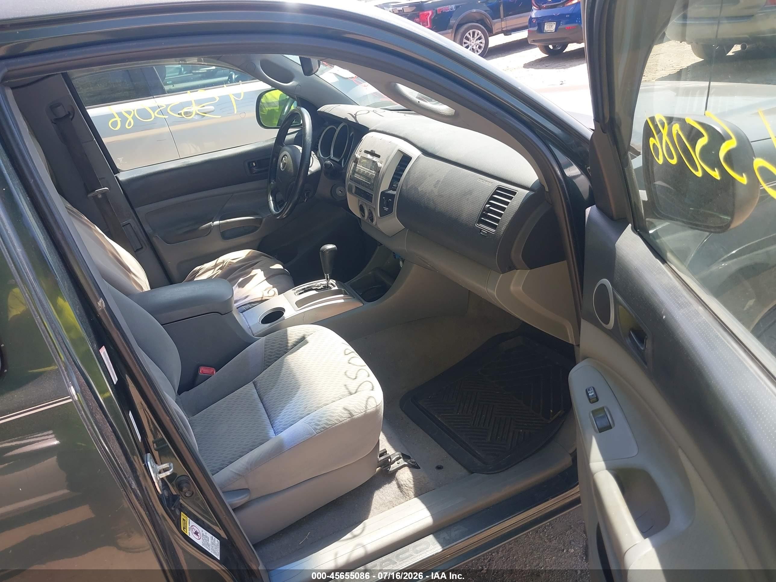 2009 Toyota Tacoma   Green vin: 5TETX22N79Z646677