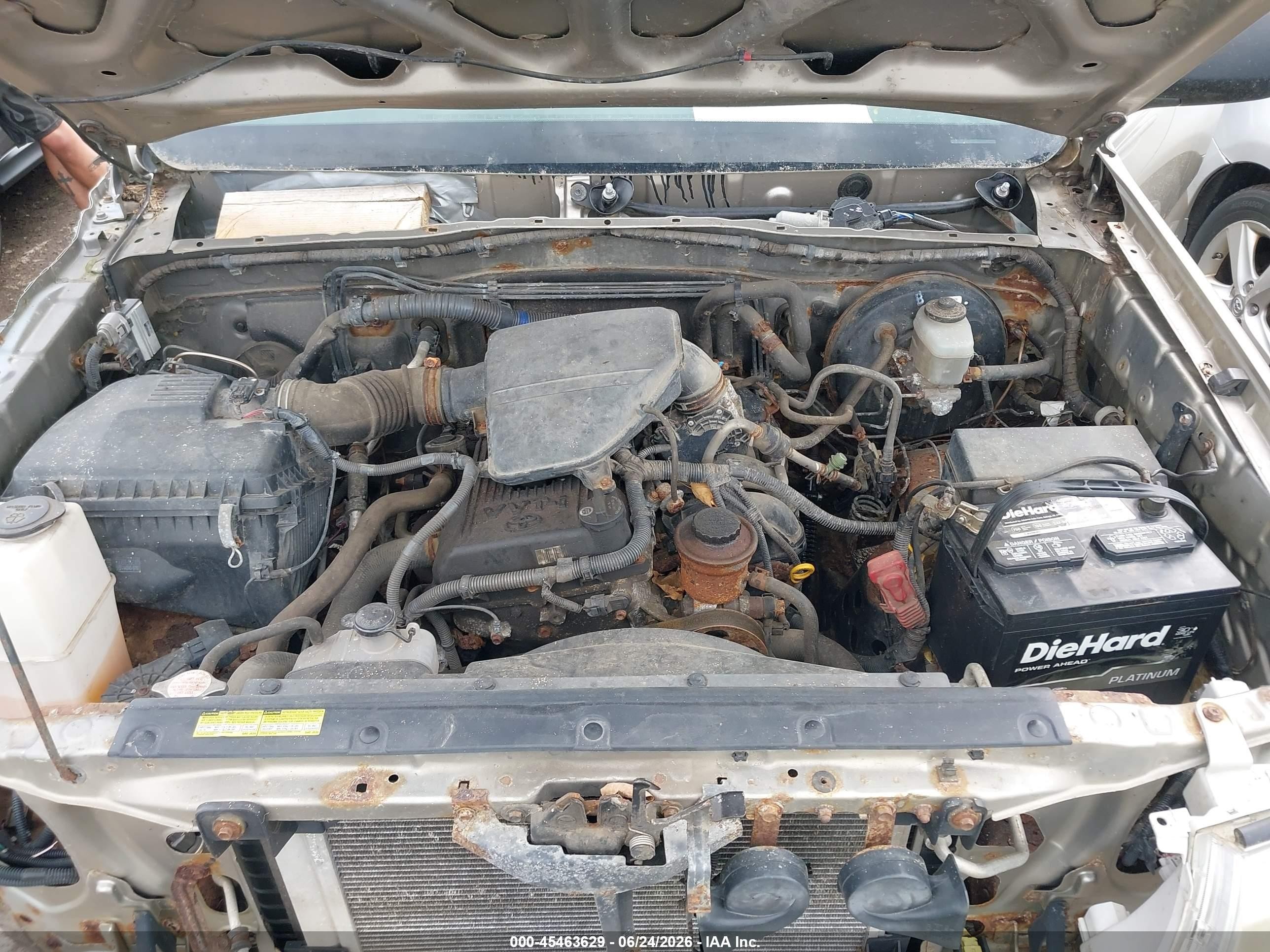 2005 Toyota Tacoma   Champagne vin: 5TETX22N85Z068020