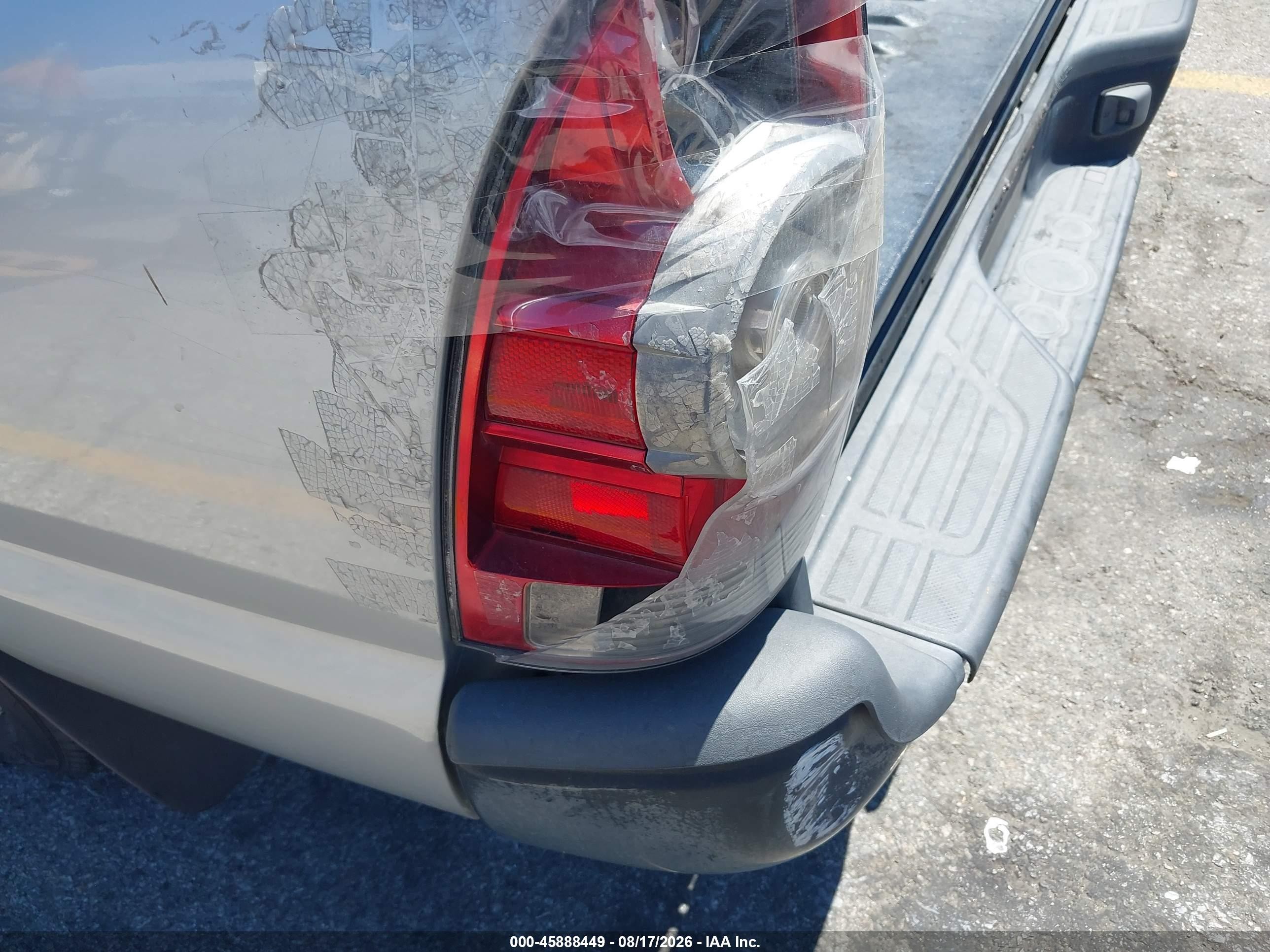 2009 Toyota Tacoma   Silver vin: 5TETX22N99Z613647