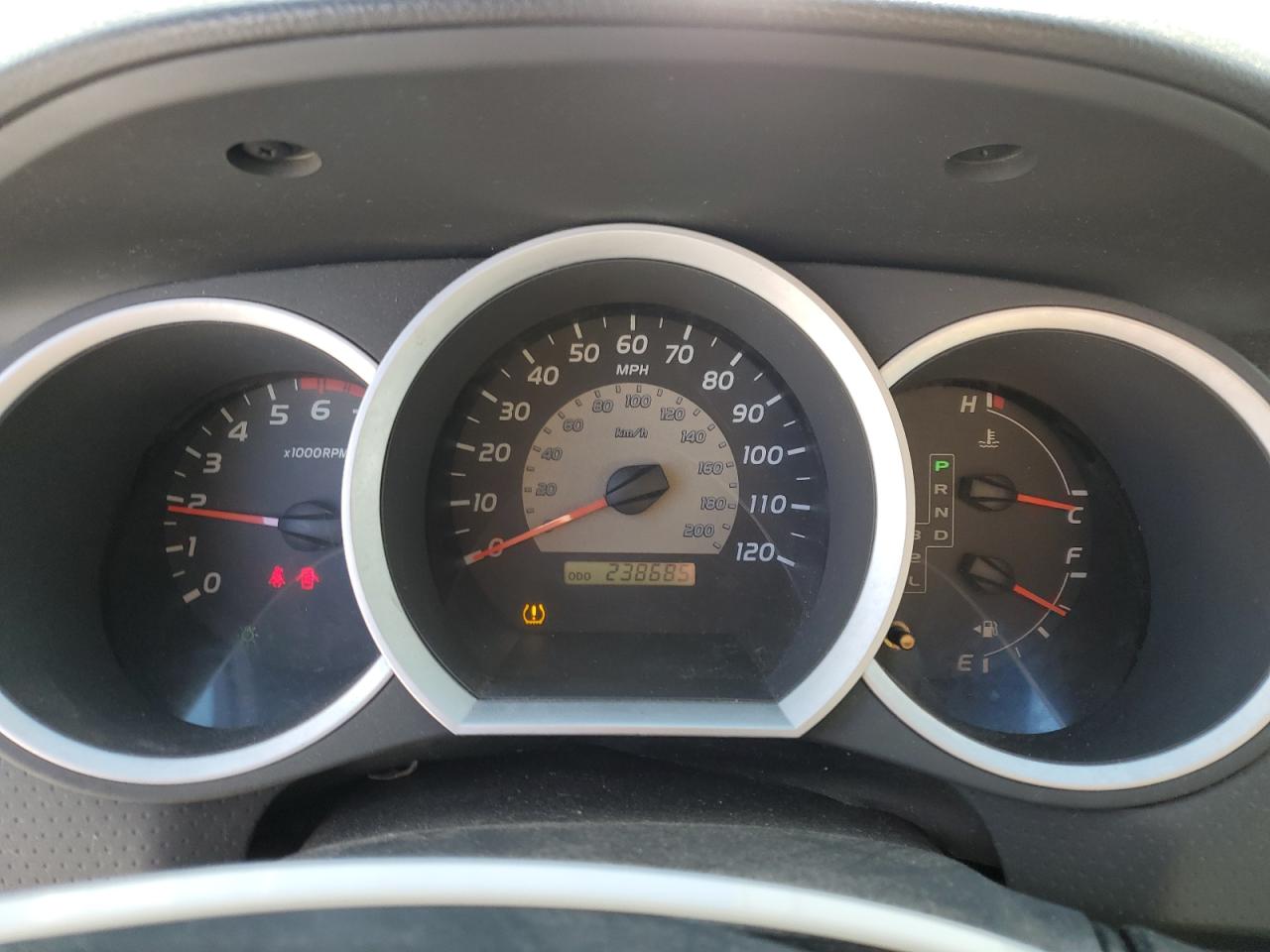 2006 Toyota Tacoma Access Cab White vin: 5TETX22NX6Z309366