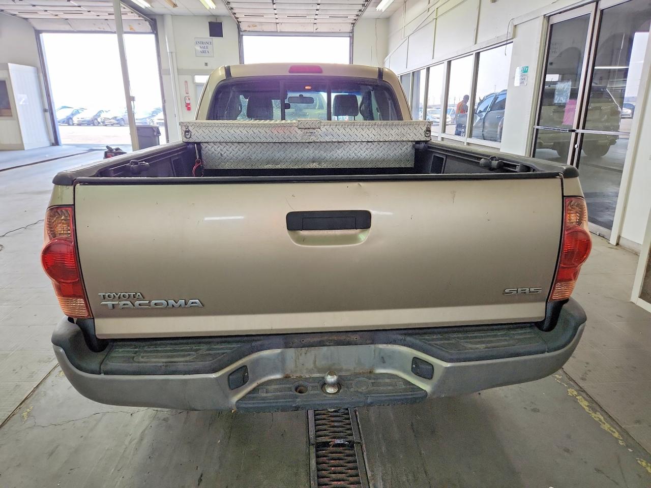 2007 Toyota Tacoma Base Gold vin: 5TETX22NX7Z466039