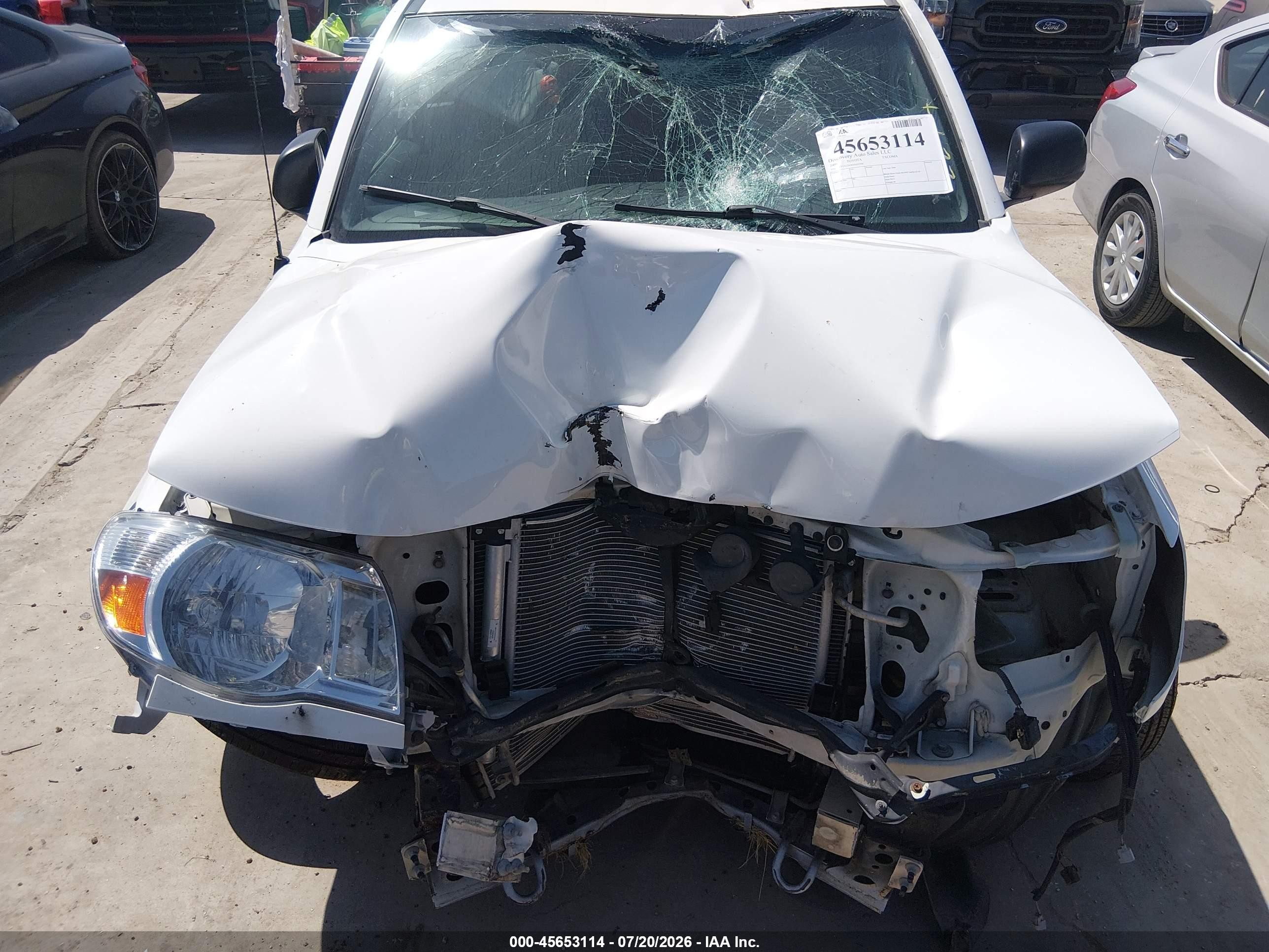 2009 Toyota Tacoma   Белый vin: 5TETX22NX9Z652294
