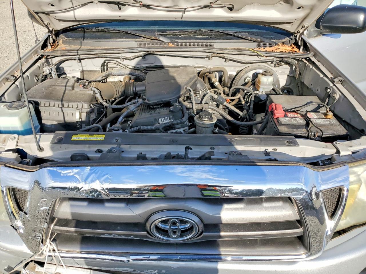 2010 Toyota Tacoma Access Cab Silver vin: 5TETX4CN4AZ739719