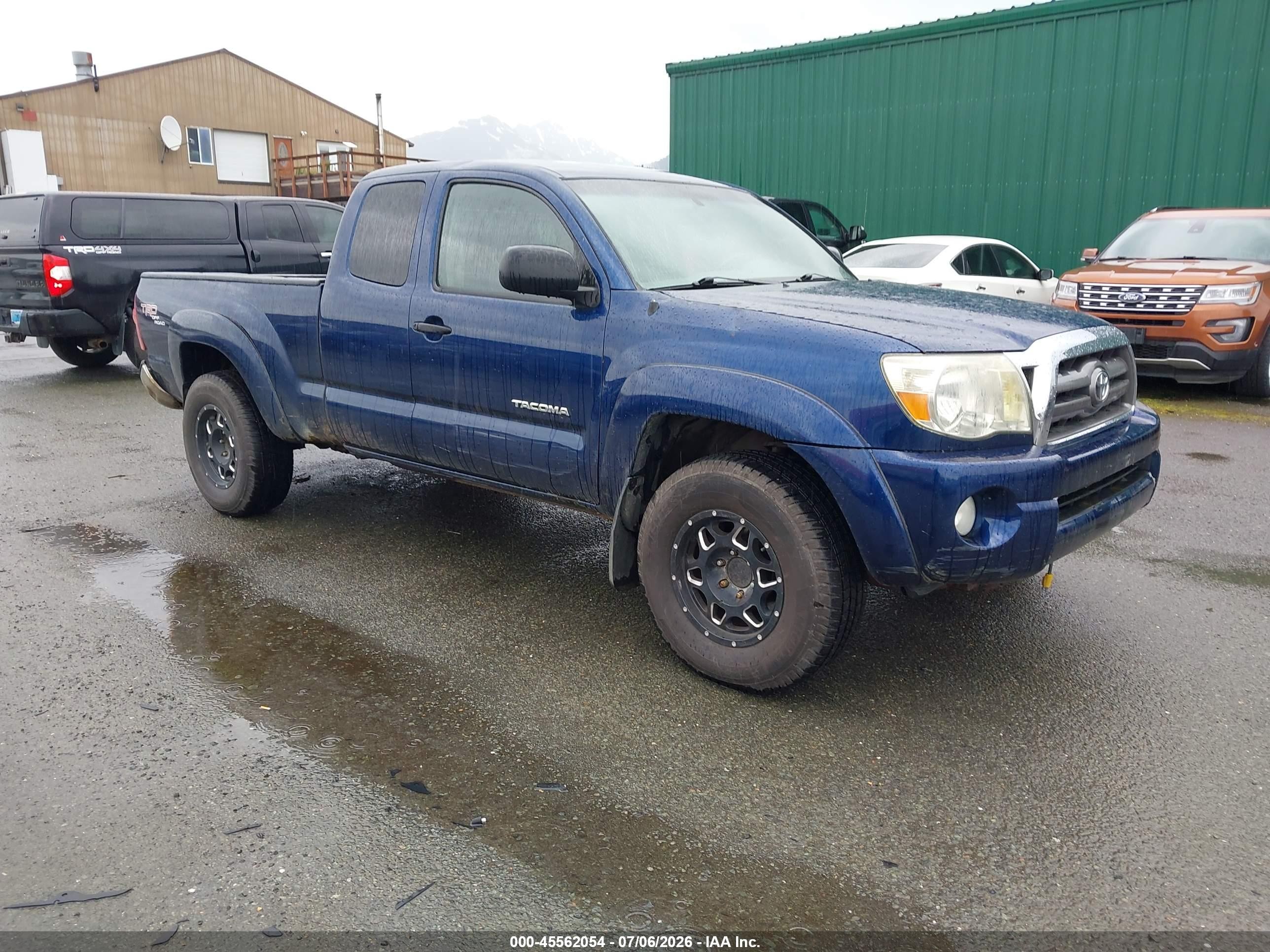 2005 Toyota Tacoma Base V6 Blue vin: 5TEUU42N05Z023033