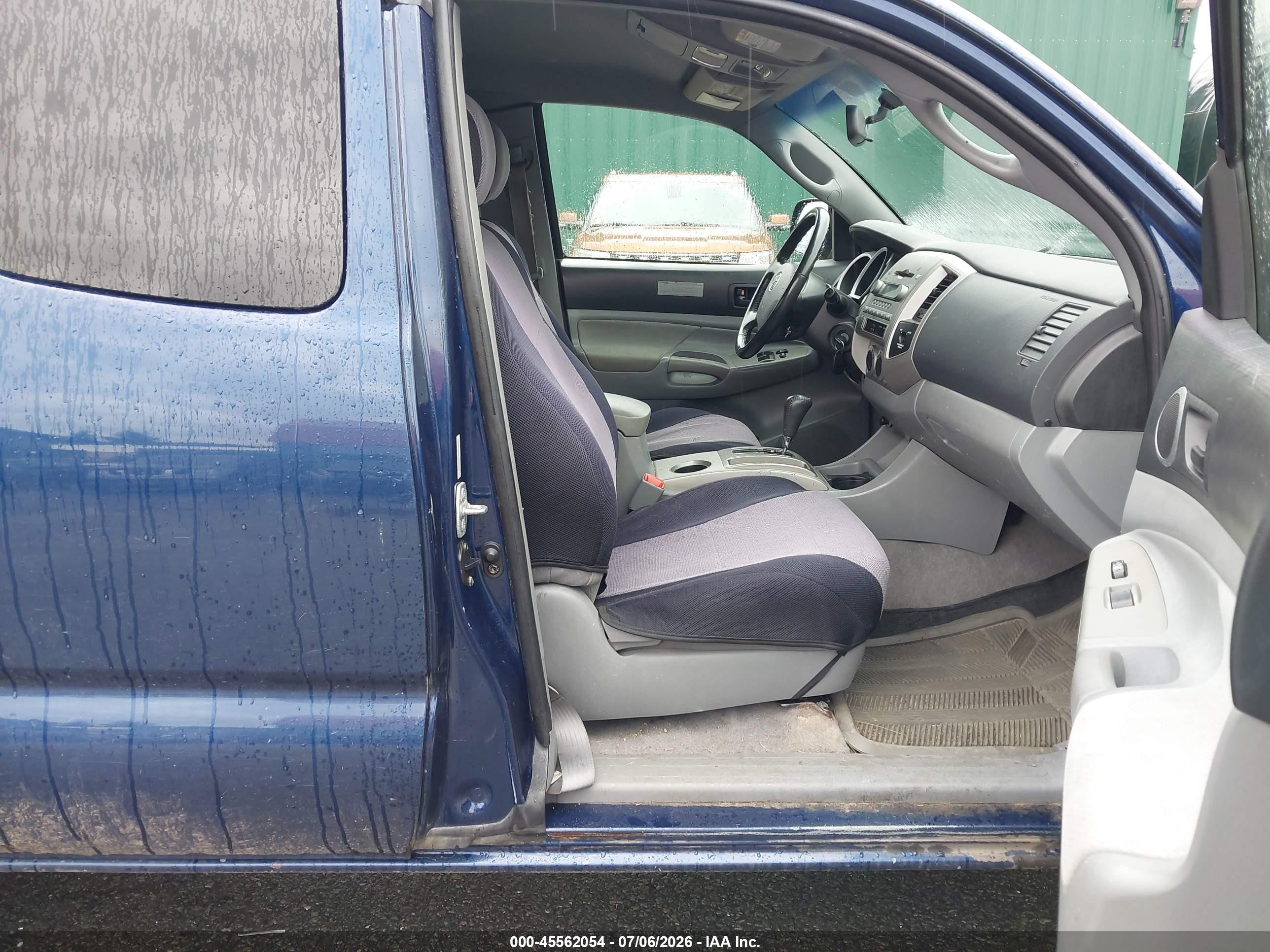 2005 Toyota Tacoma Base V6 Blue vin: 5TEUU42N05Z023033