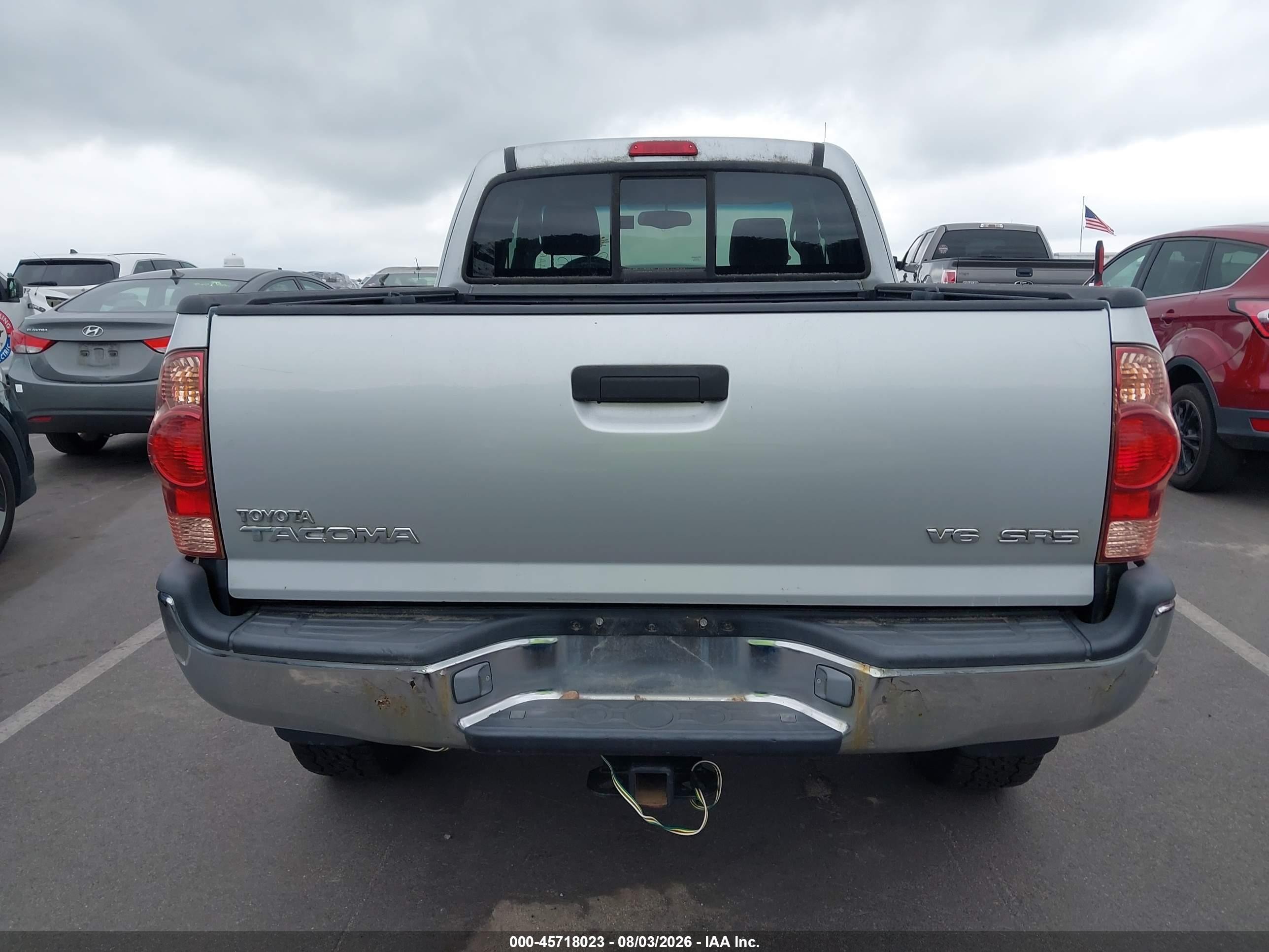 2006 Toyota Tacoma Base V6 Silver vin: 5TEUU42N06Z167859