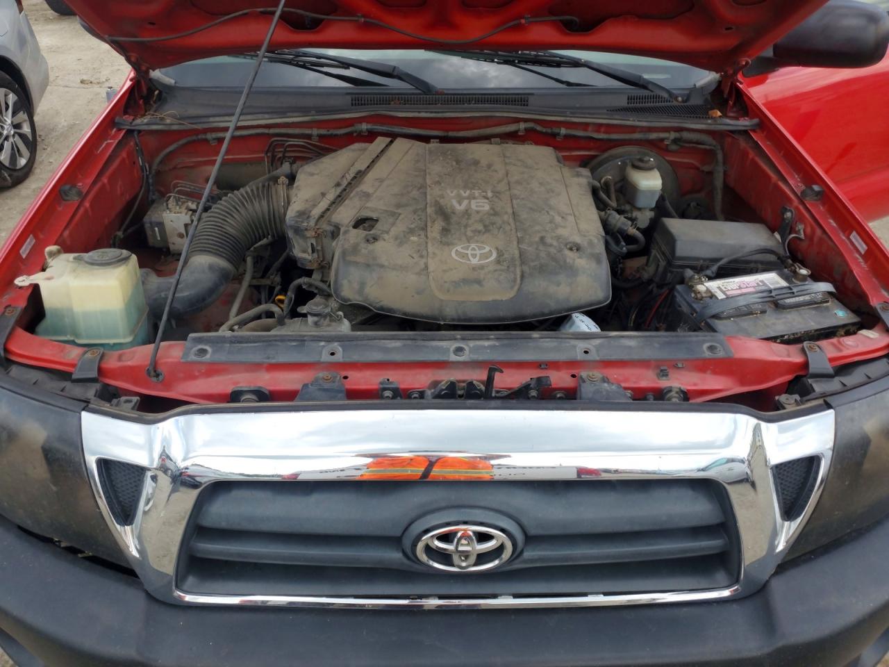 2007 Toyota Tacoma V6 Red vin: 5TEUU42N07Z360532