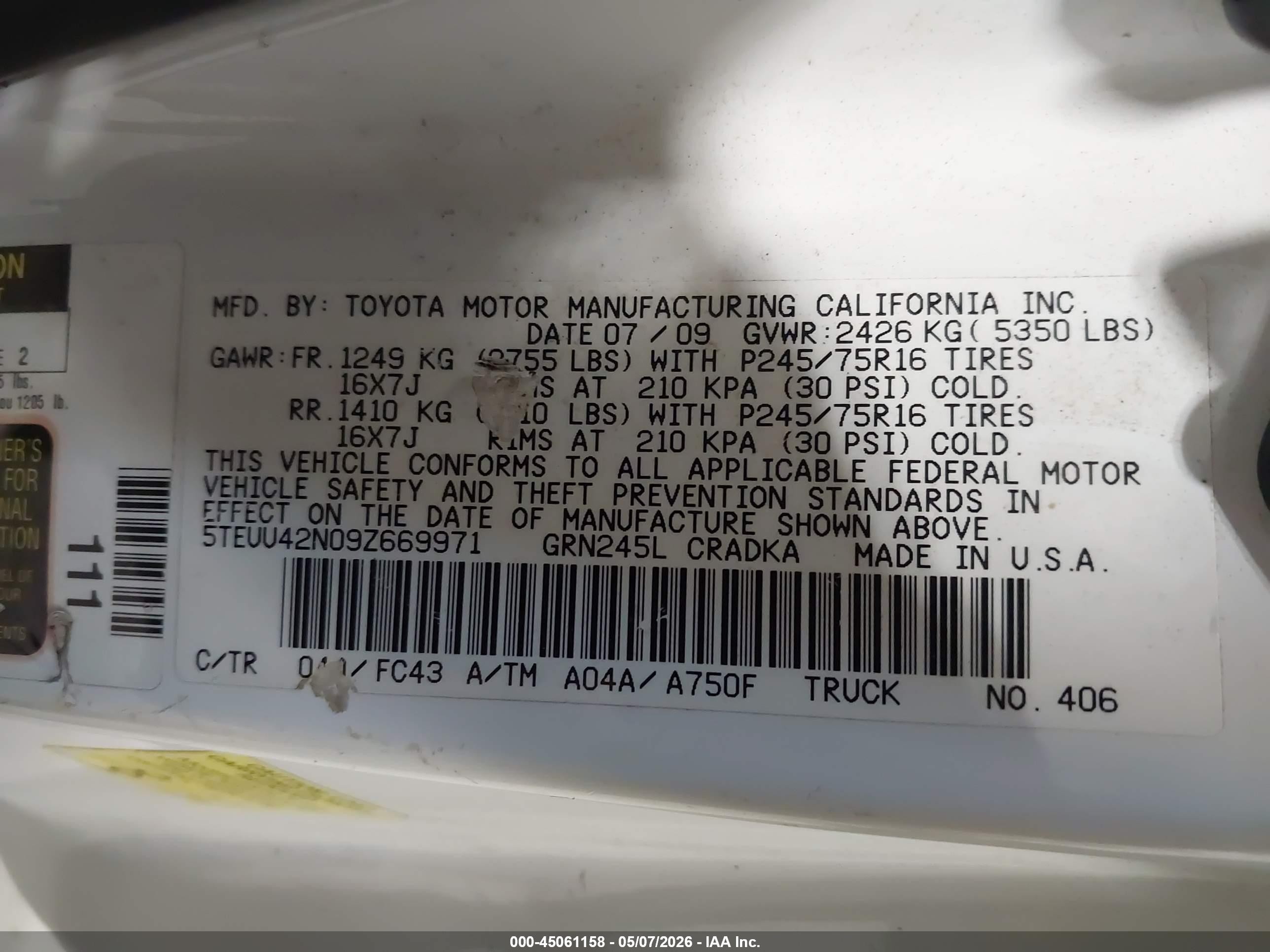 2009 Toyota Tacoma Base V6 White vin: 5TEUU42N09Z669971