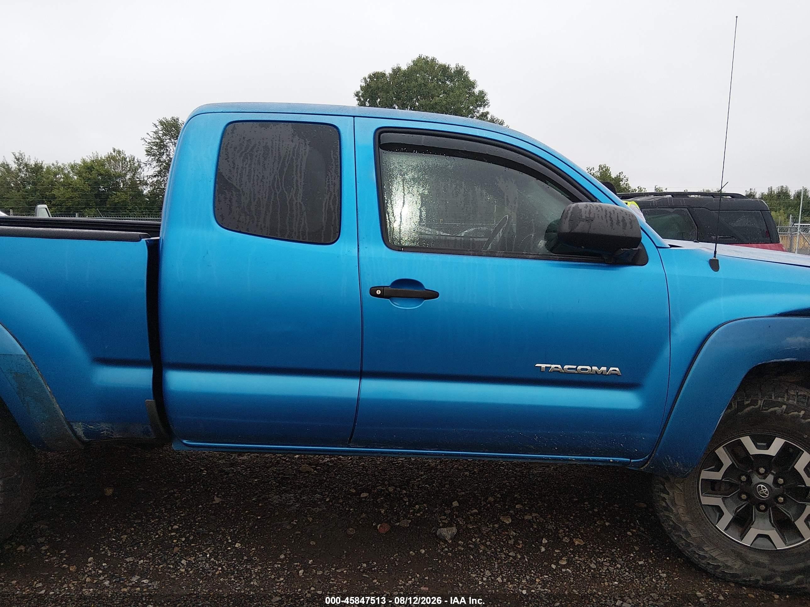2006 Toyota Tacoma Base V6 Blue vin: 5TEUU42N16Z148298