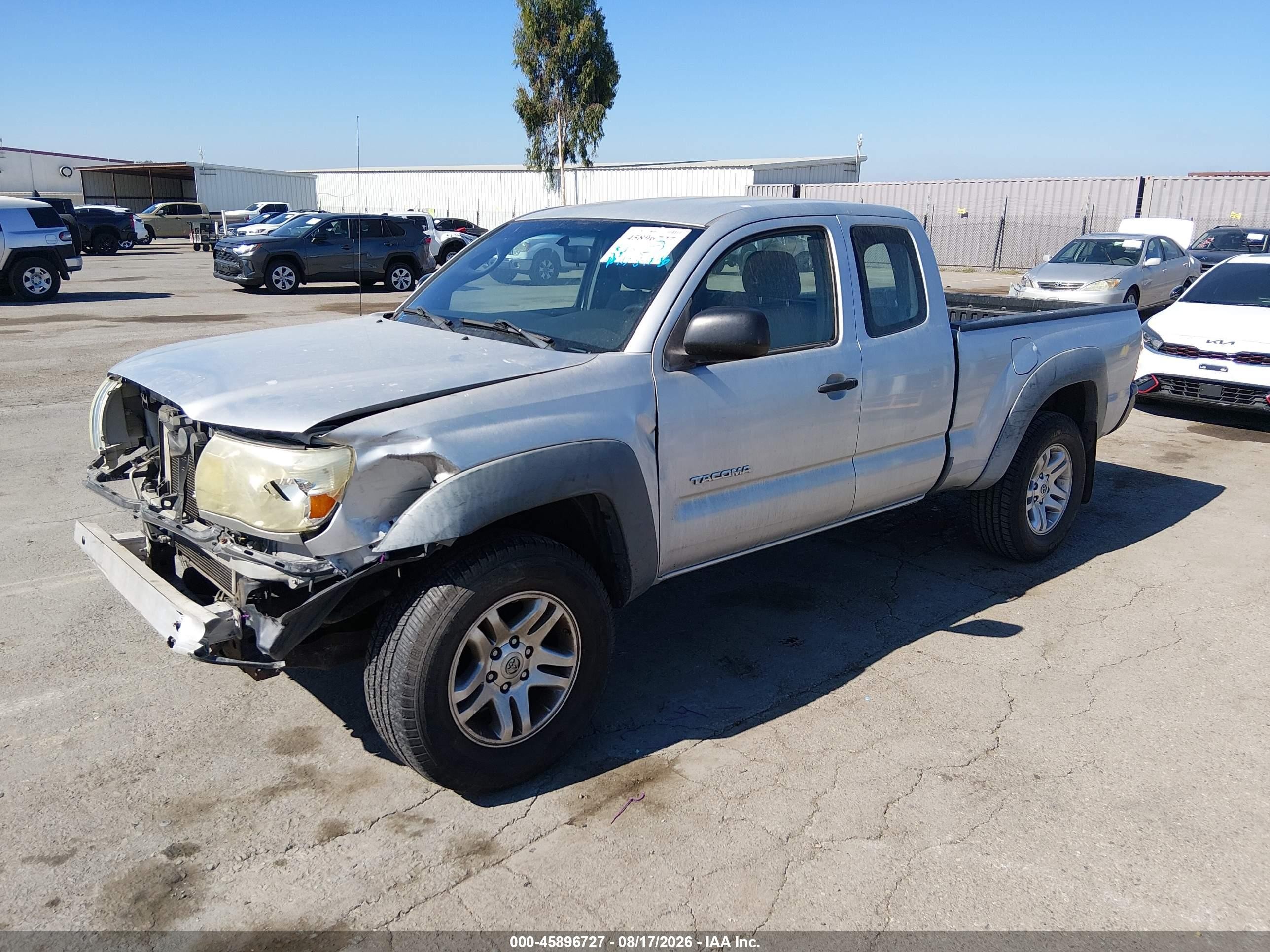 2007 Toyota Tacoma Base V6 Silver vin: 5TEUU42N27Z352738