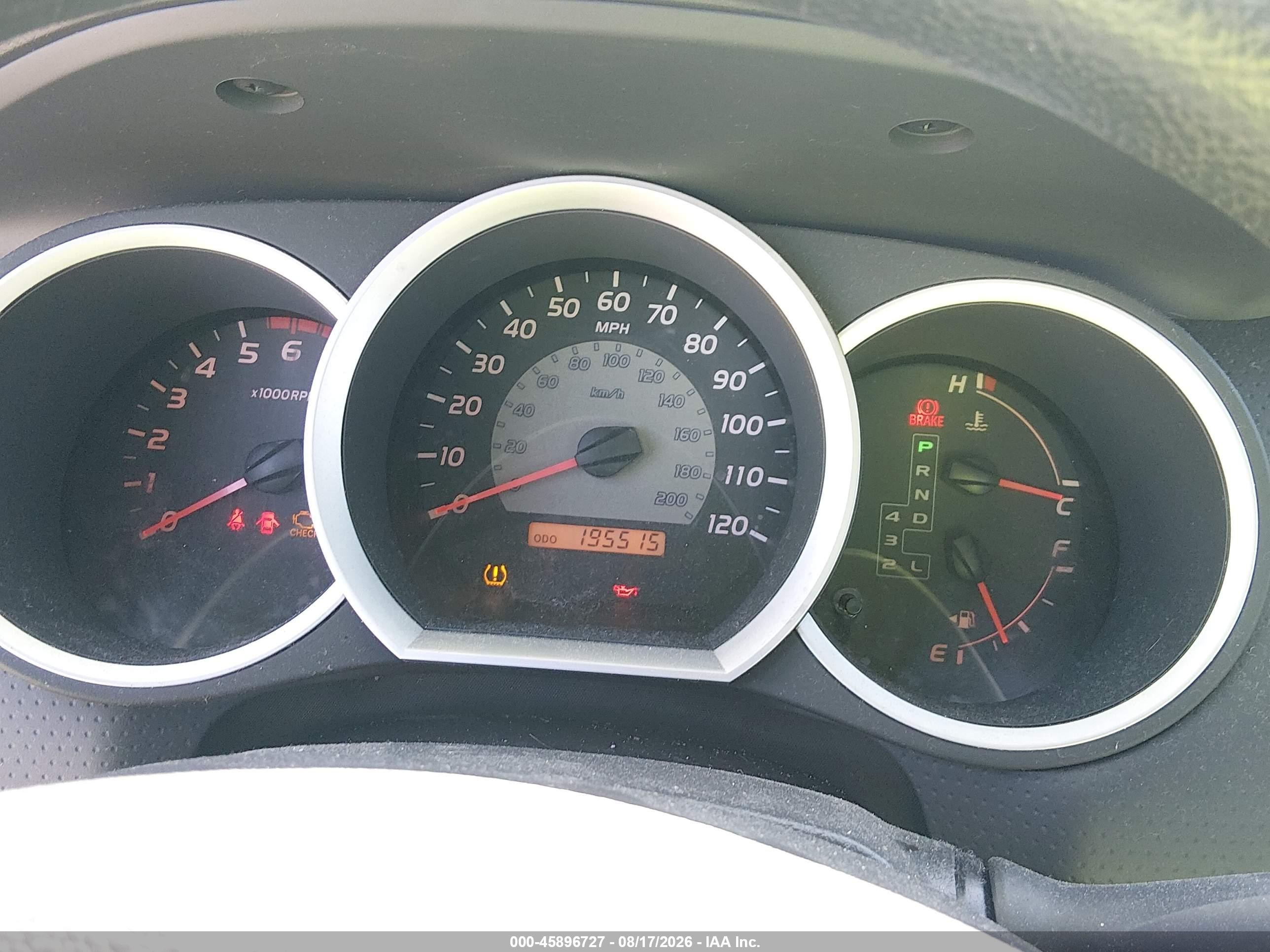 2007 Toyota Tacoma Base V6 Silver vin: 5TEUU42N27Z352738