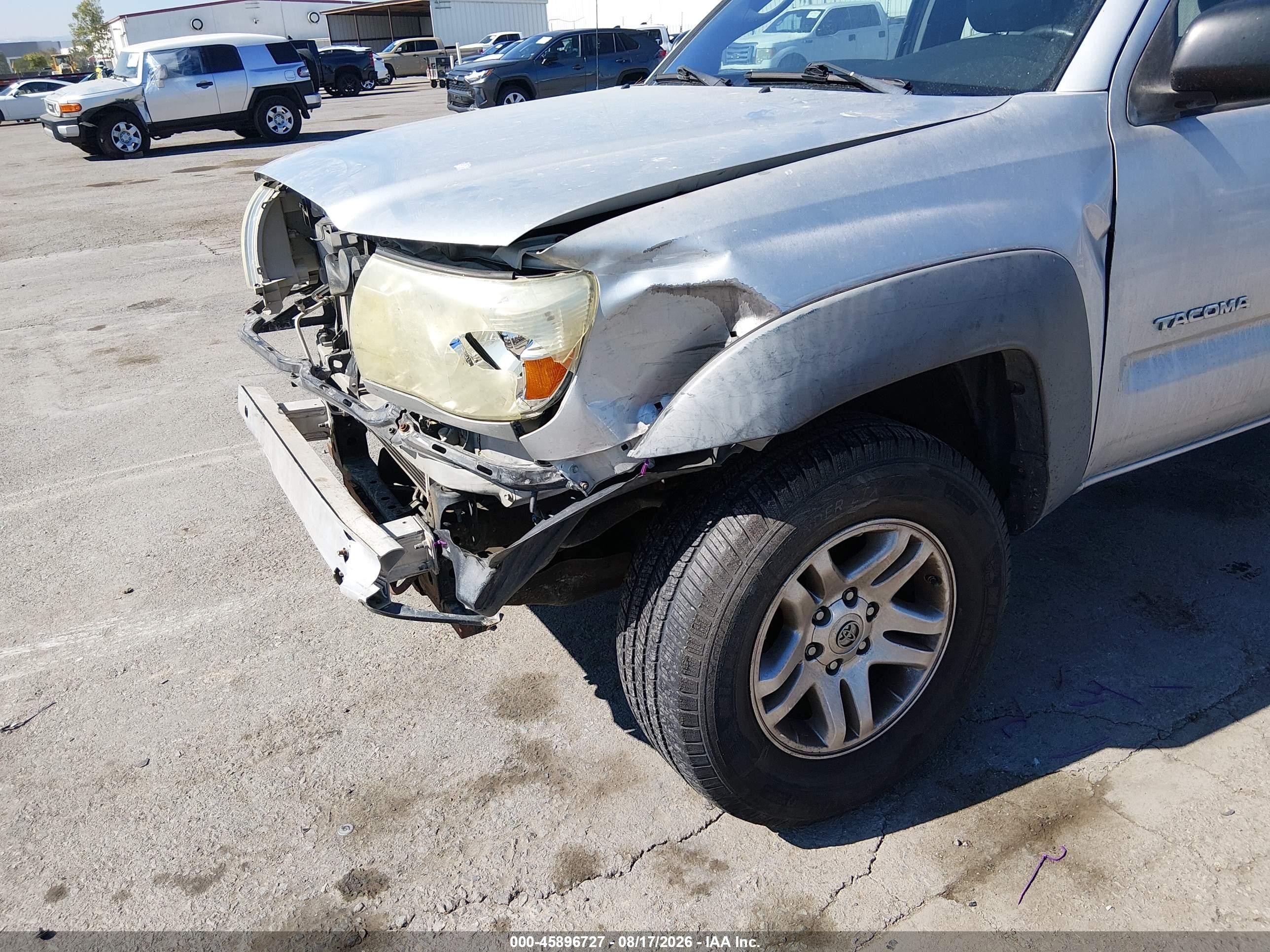 2007 Toyota Tacoma Base V6 Silver vin: 5TEUU42N27Z352738