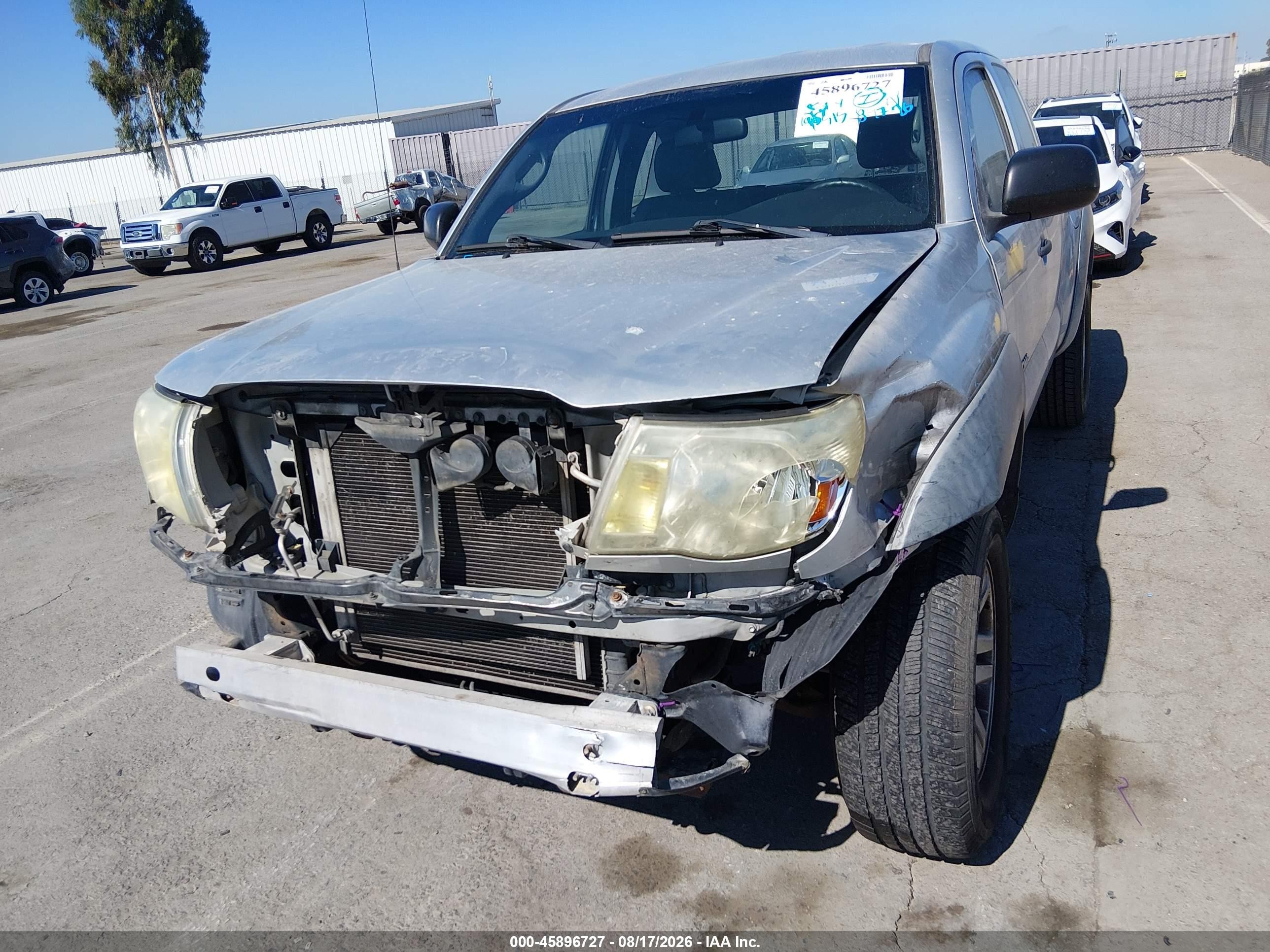 2007 Toyota Tacoma Base V6 Silver vin: 5TEUU42N27Z352738